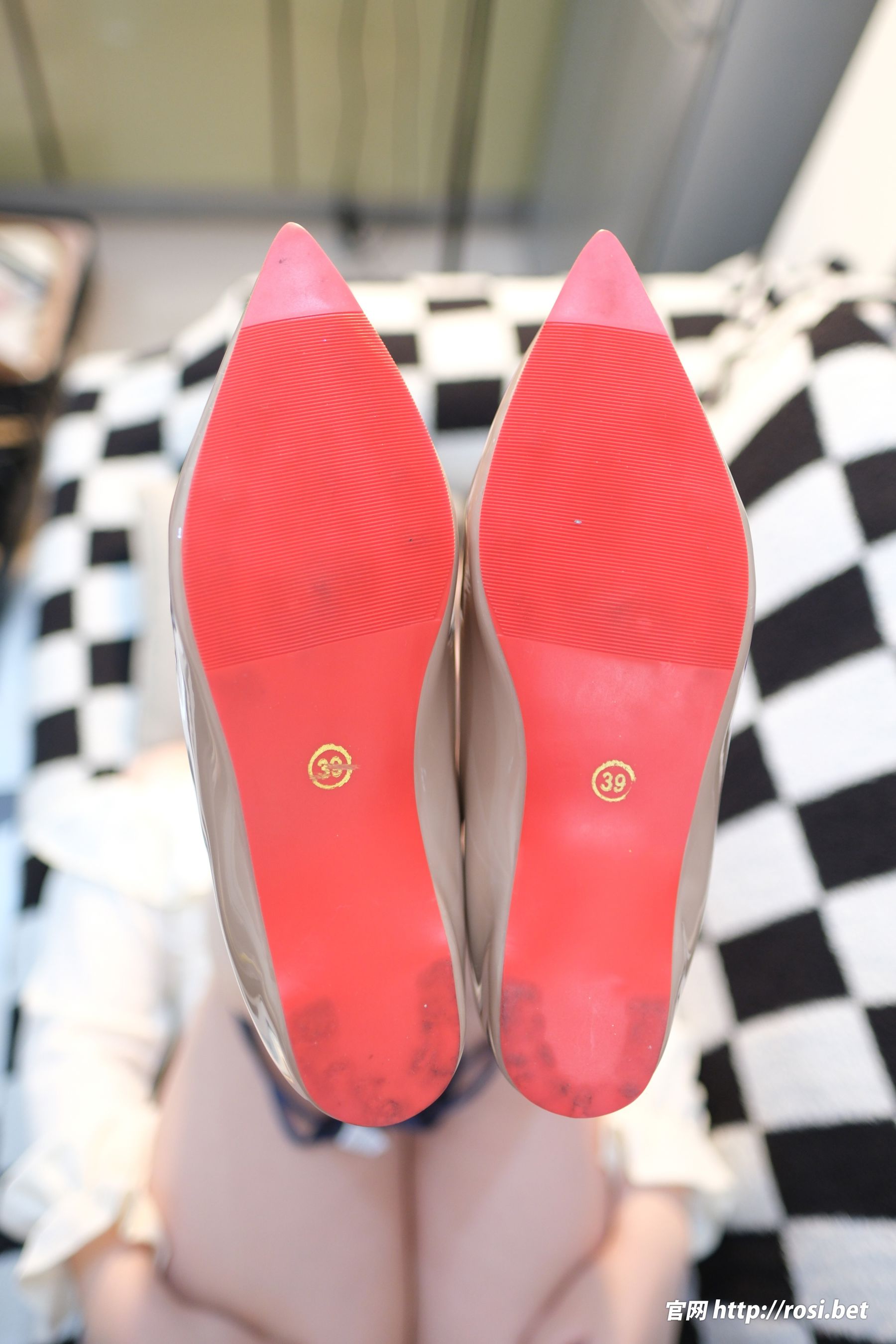 [ROSI写真] 2025.10.09 NO.5057/(117P)