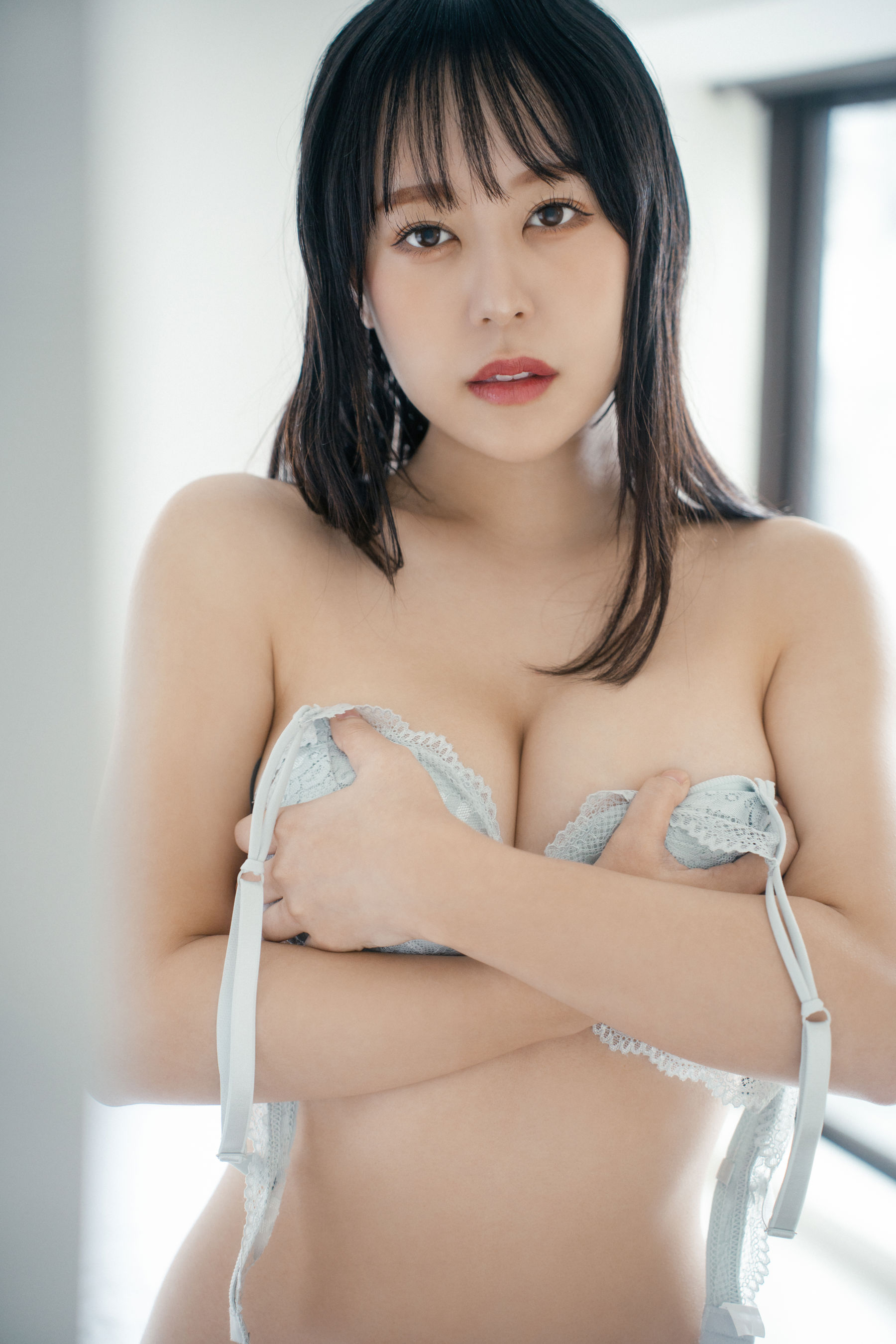 Mina pochi 音羽美奈 - First photobook/(96P)