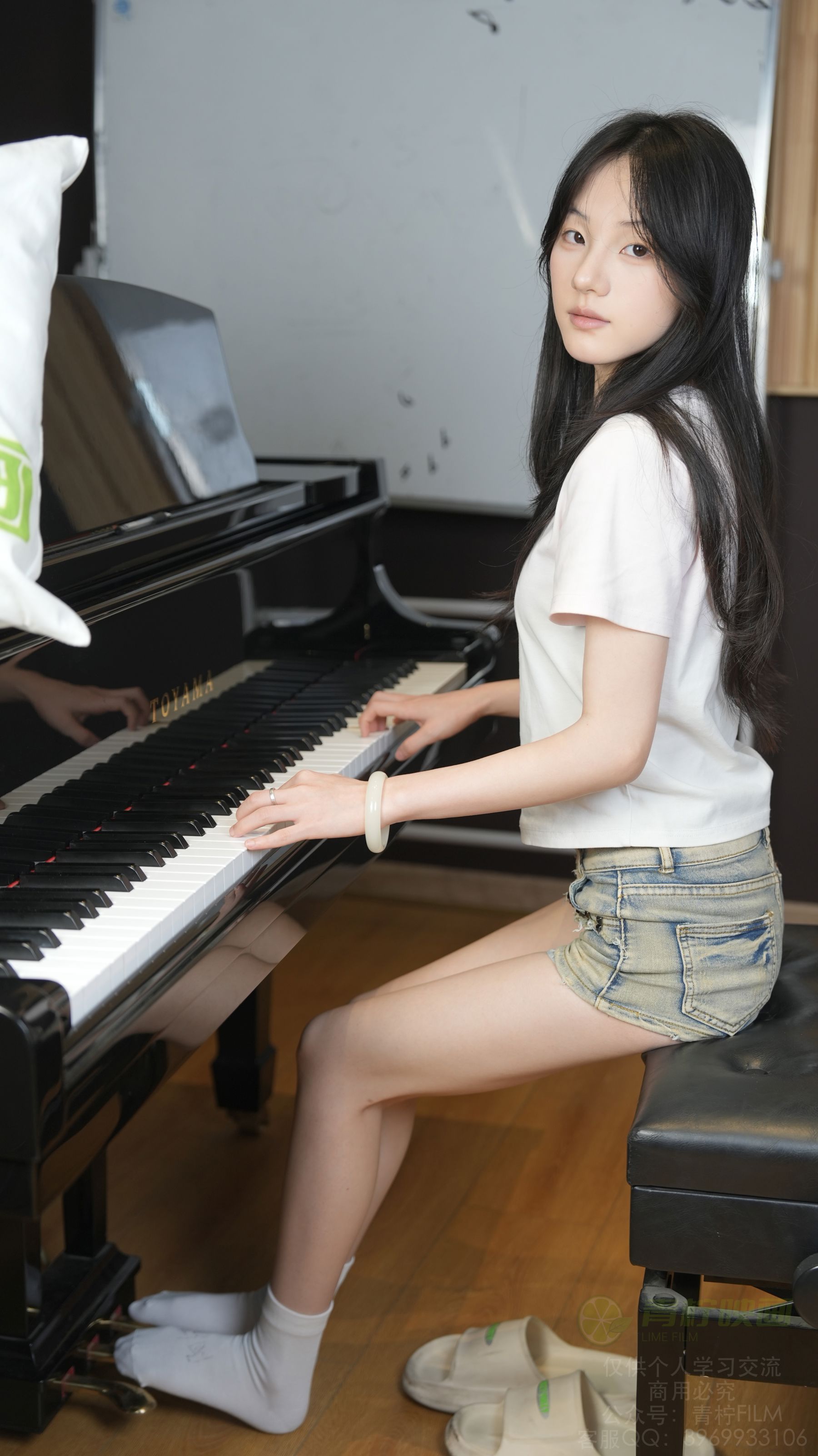 青柠映画 - 阿慌 琴房秀玉足/(265P)