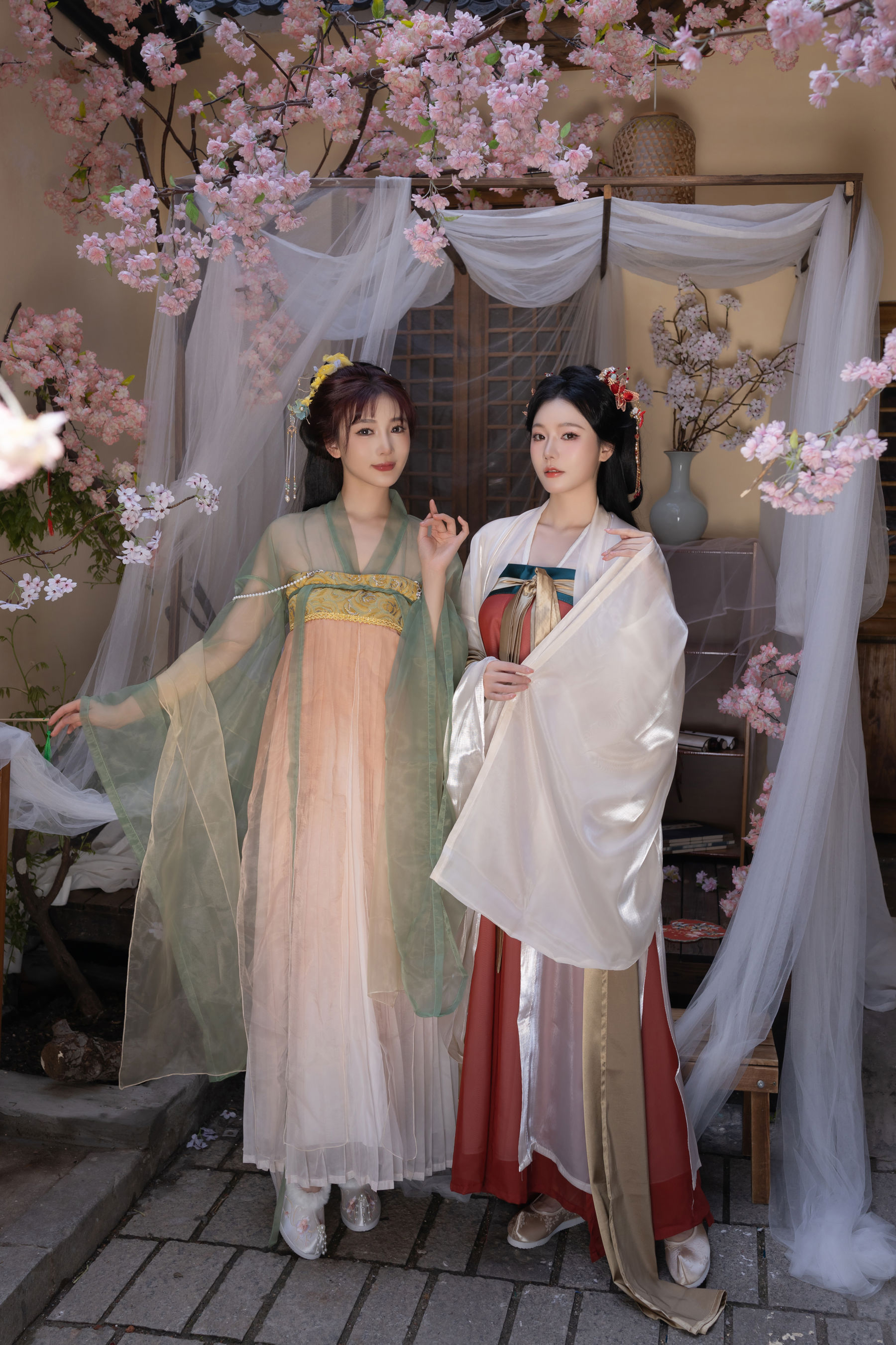 陆萱萱&安然 - 闺蜜古装/(105P)