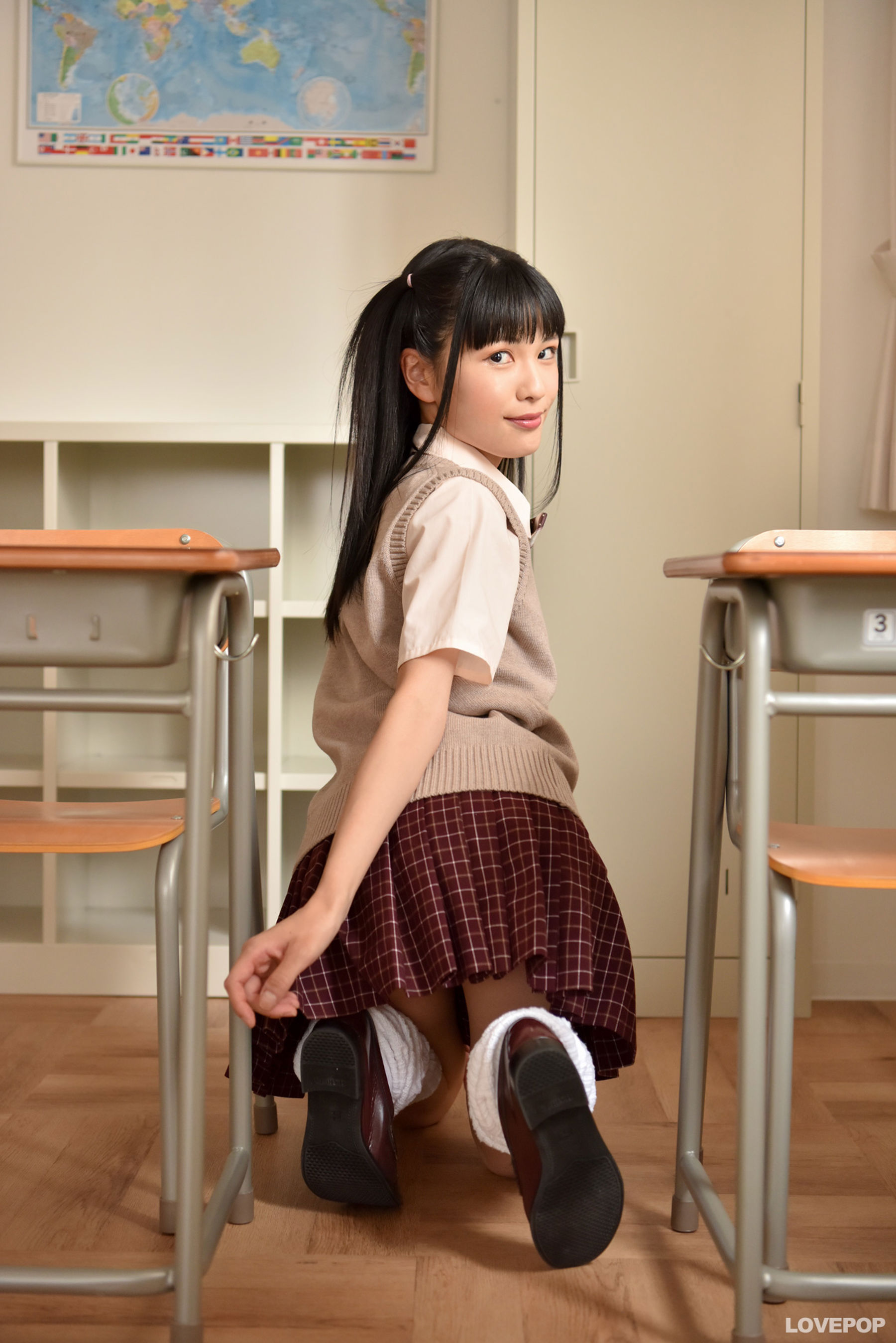 [LOVEPOP] Ayaka Tezono 樋園綾佳 Photoset 01/(86P)