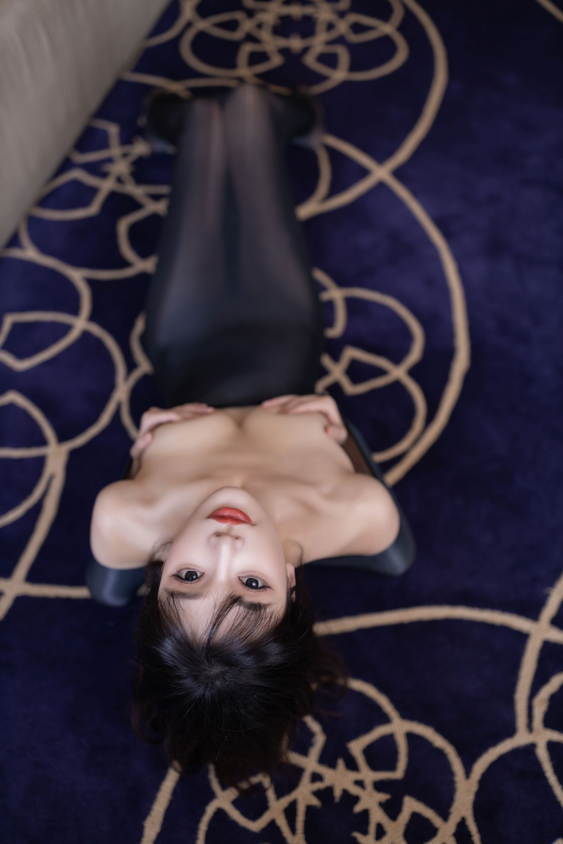 陆萱萱 - 连体丝袜/(81P)