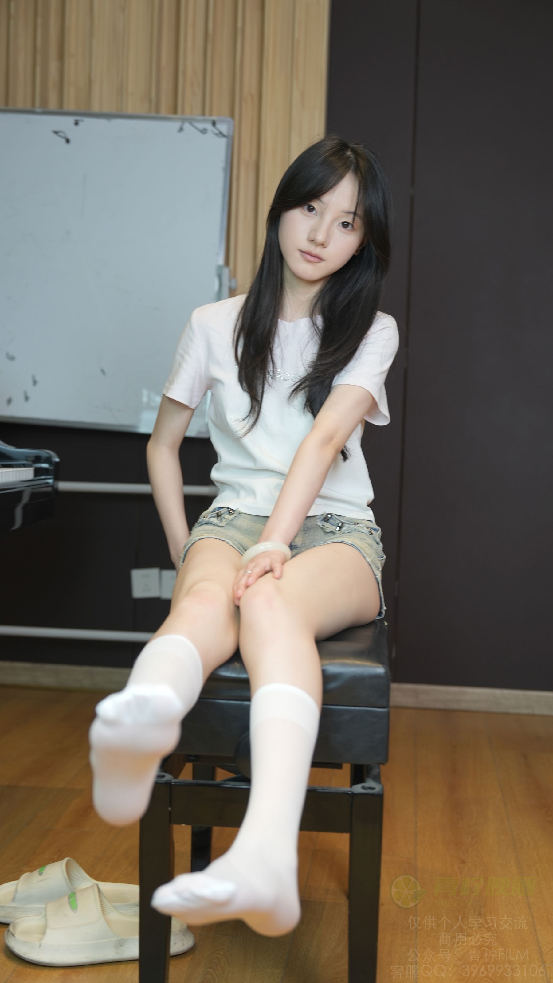 青柠映画 - 阿慌 琴房秀玉足/(265P)