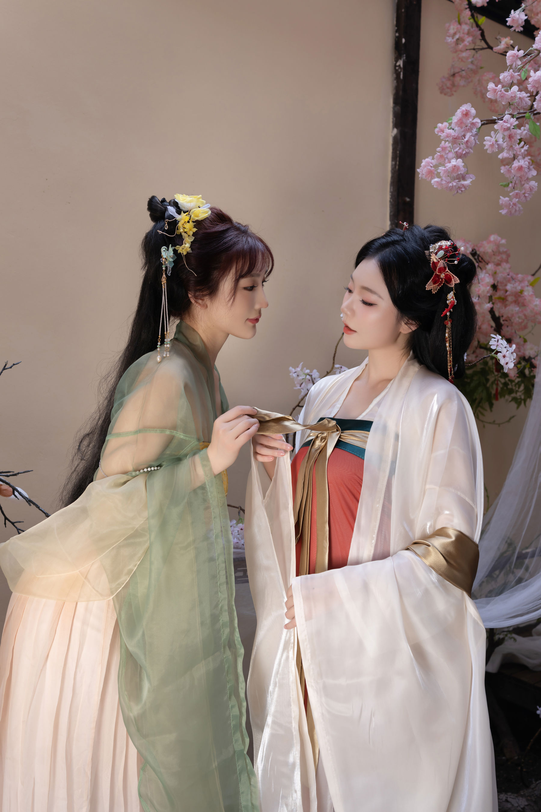 陆萱萱&安然 - 闺蜜古装/(105P)