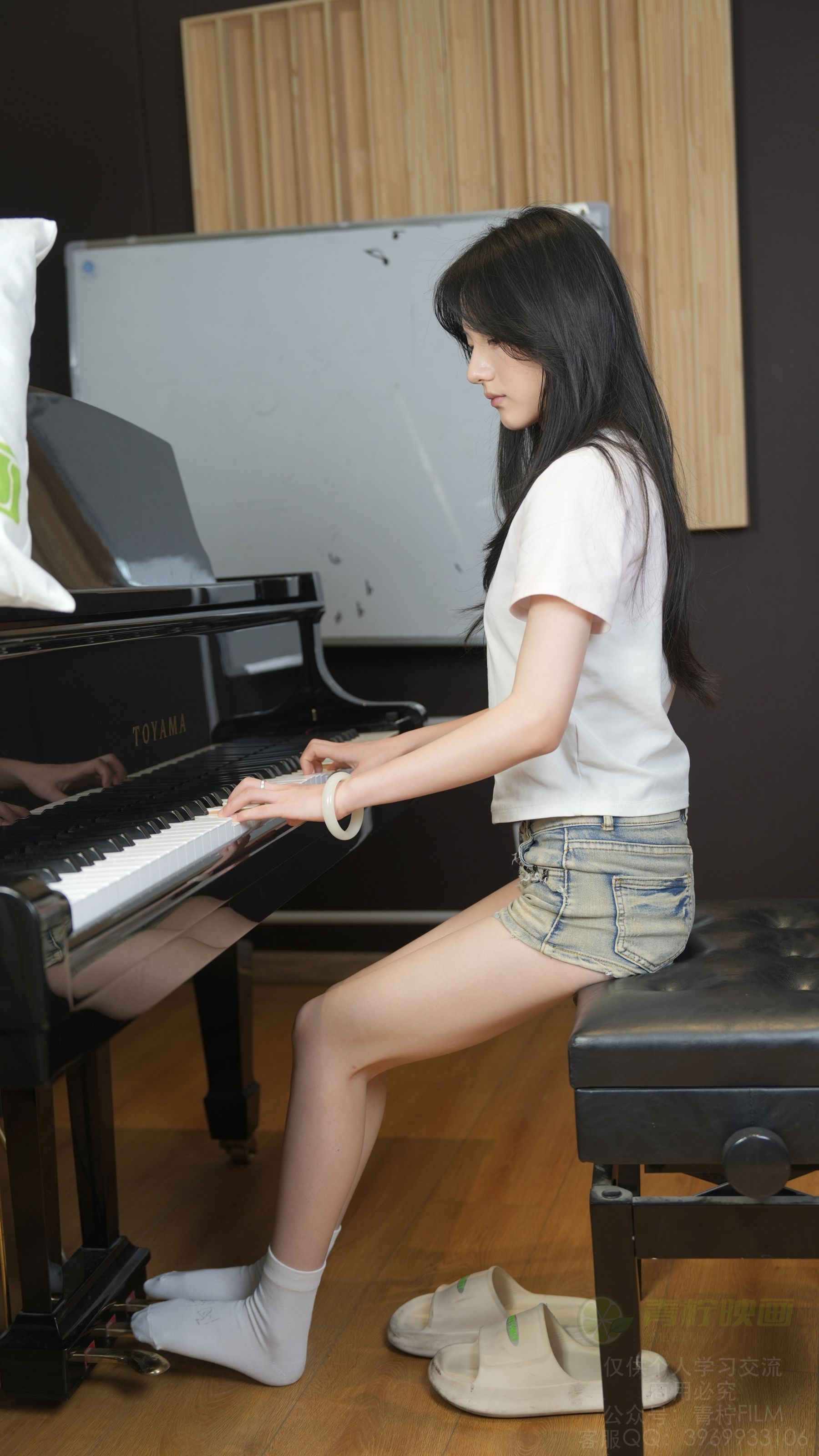 青柠映画 - 阿慌 琴房秀玉足/(265P)