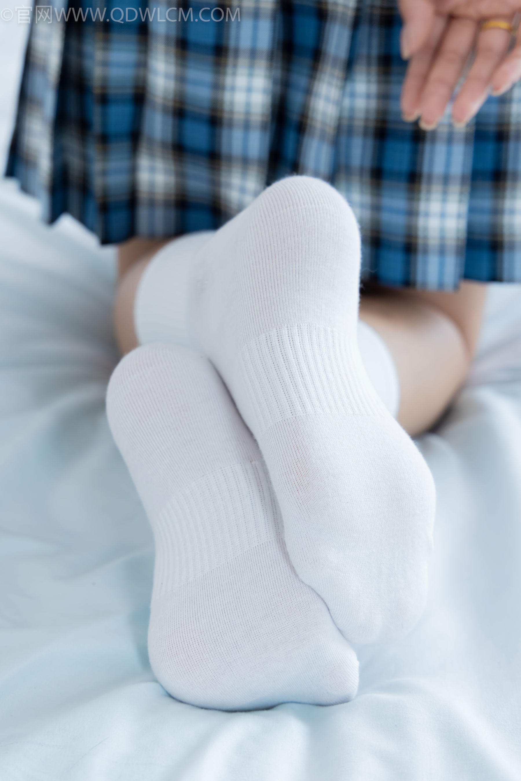 物恋传媒 No.2480 岚岚 - JK制服、白棉袜、穿鞋菜西红柿/(161P)