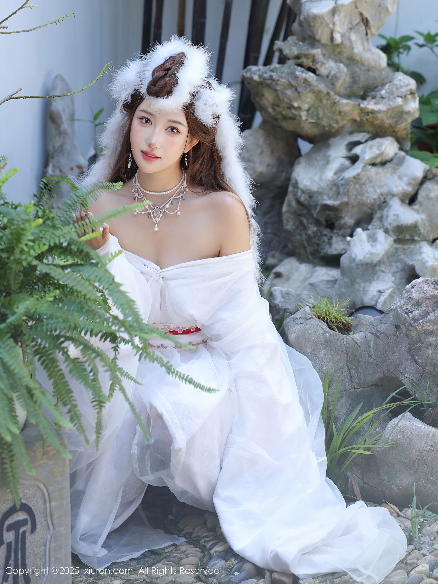 [秀人XiuRen] 2025.10.09 No.10843 金允希Yuki/(78P)