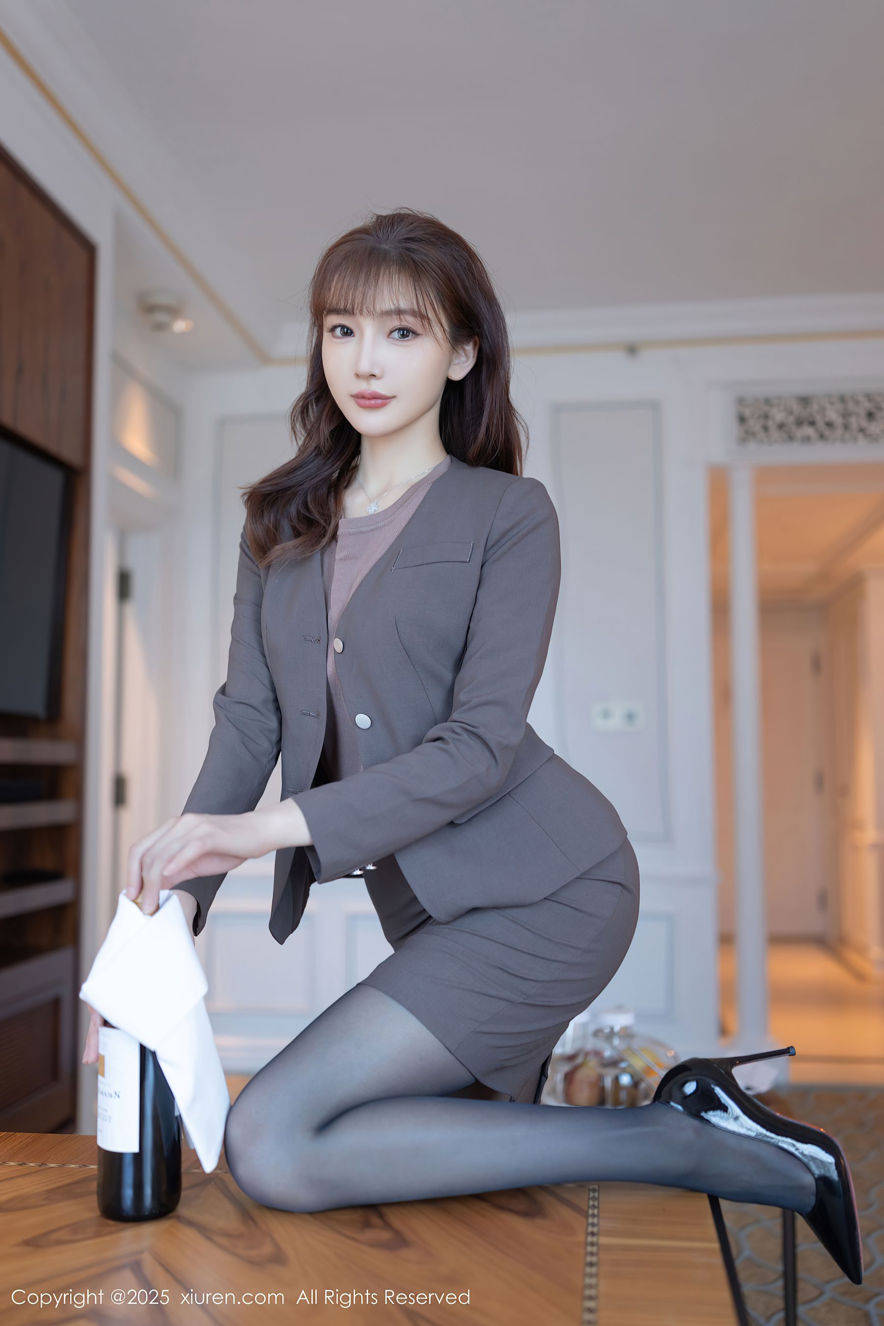 [秀人XiuRen] 2025.10.10 No.10850 陆萱萱/(78P)