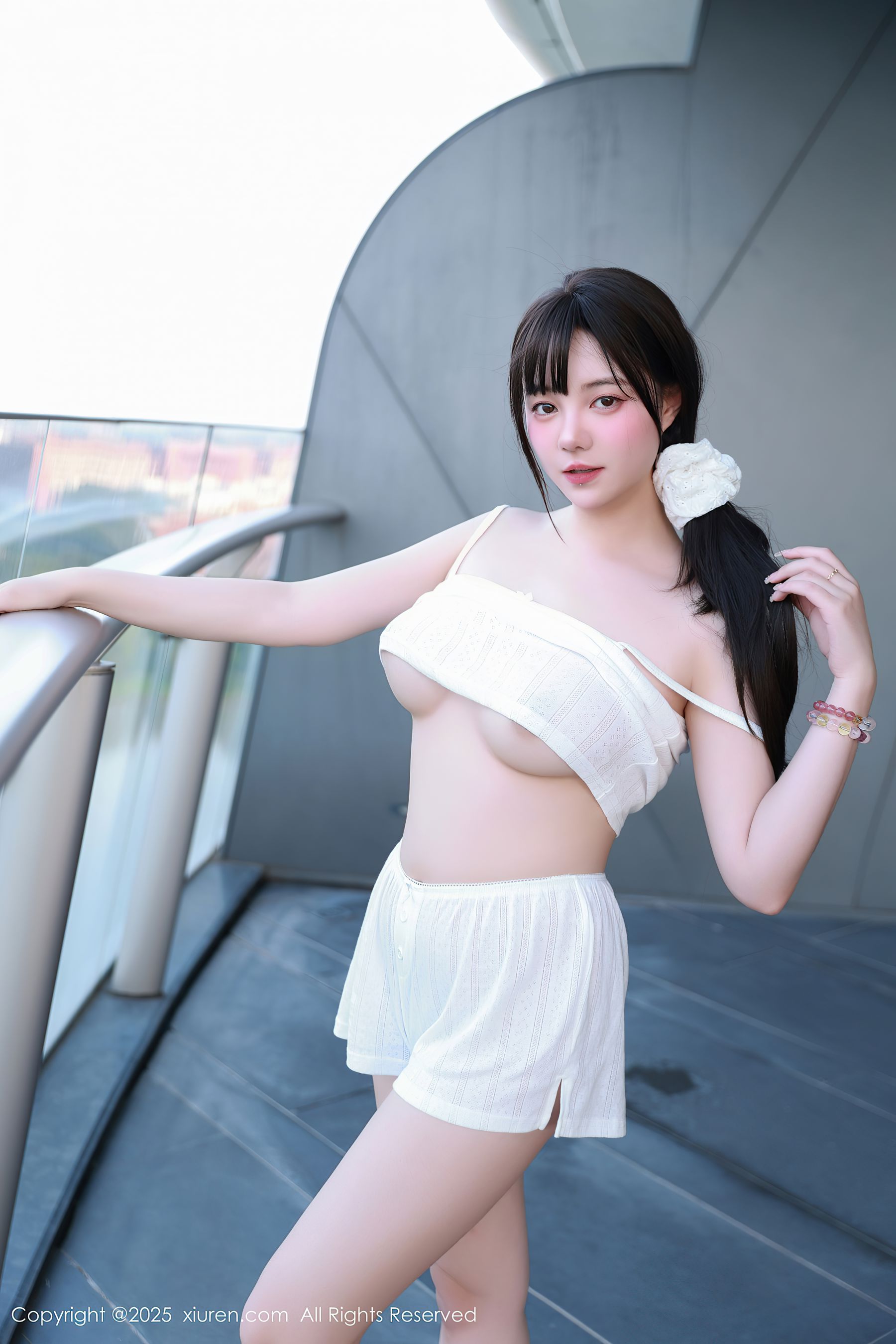 [秀人XiuRen] 2025.10.09 No.10841 软情/(70P)