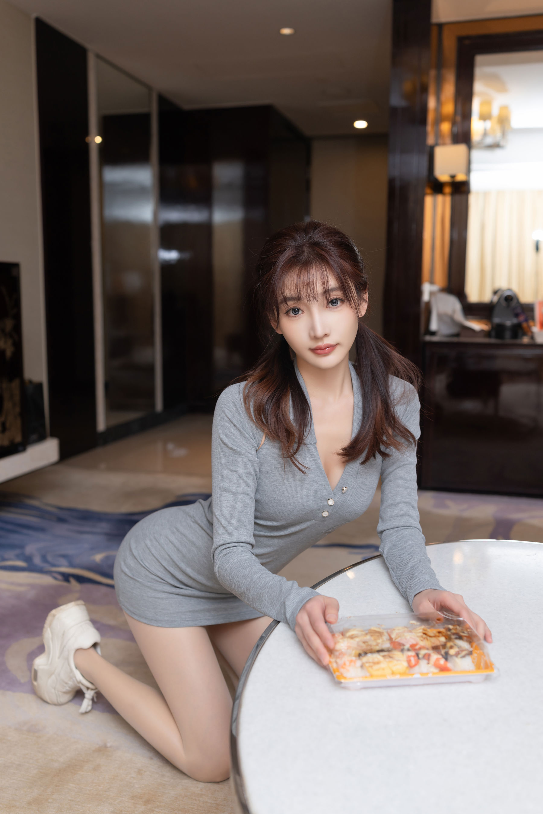 陆萱萱 - 外卖/(80P)