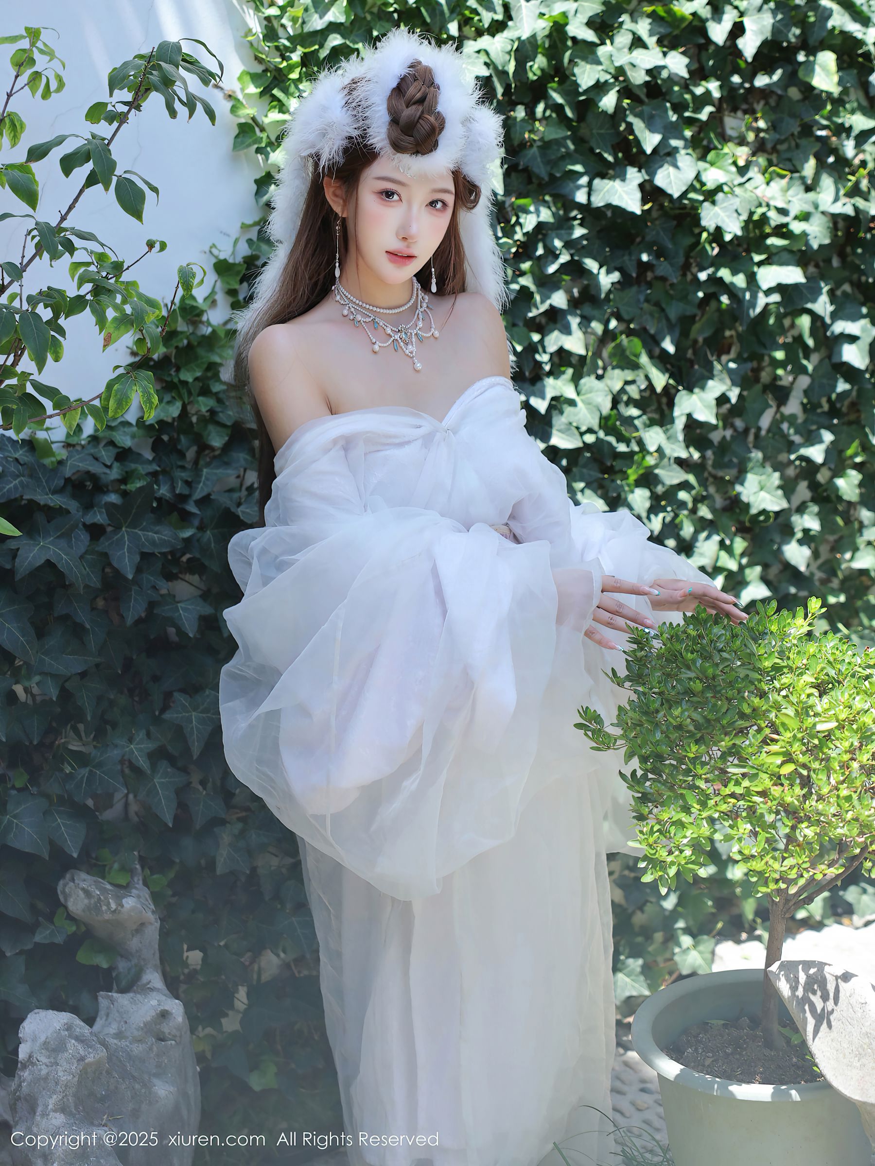 [秀人XiuRen] 2025.10.09 No.10843 金允希Yuki/(78P)