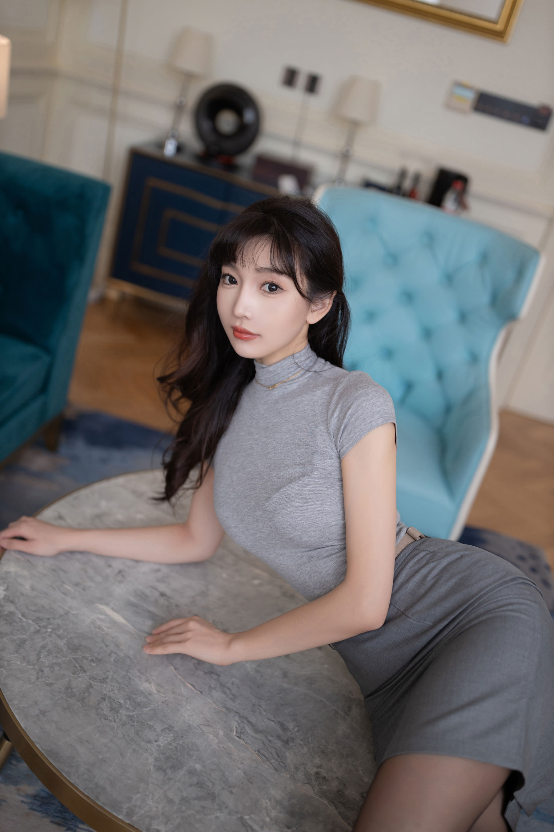 陆萱萱 - 灰色OL/(90P)