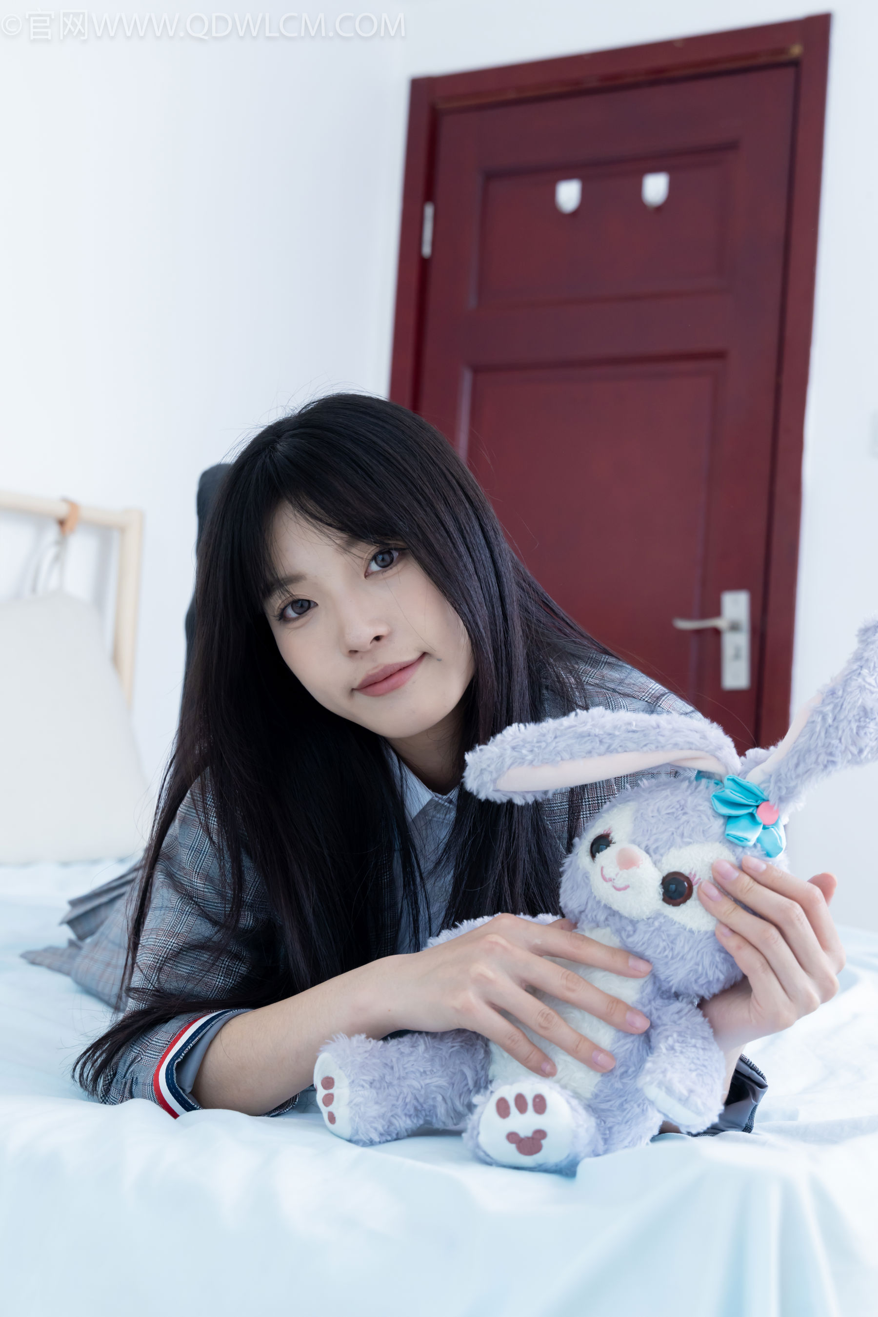 物恋传媒 No.2479 茯苓 - 皮鞋、厚灰连裤棉袜/(160P)