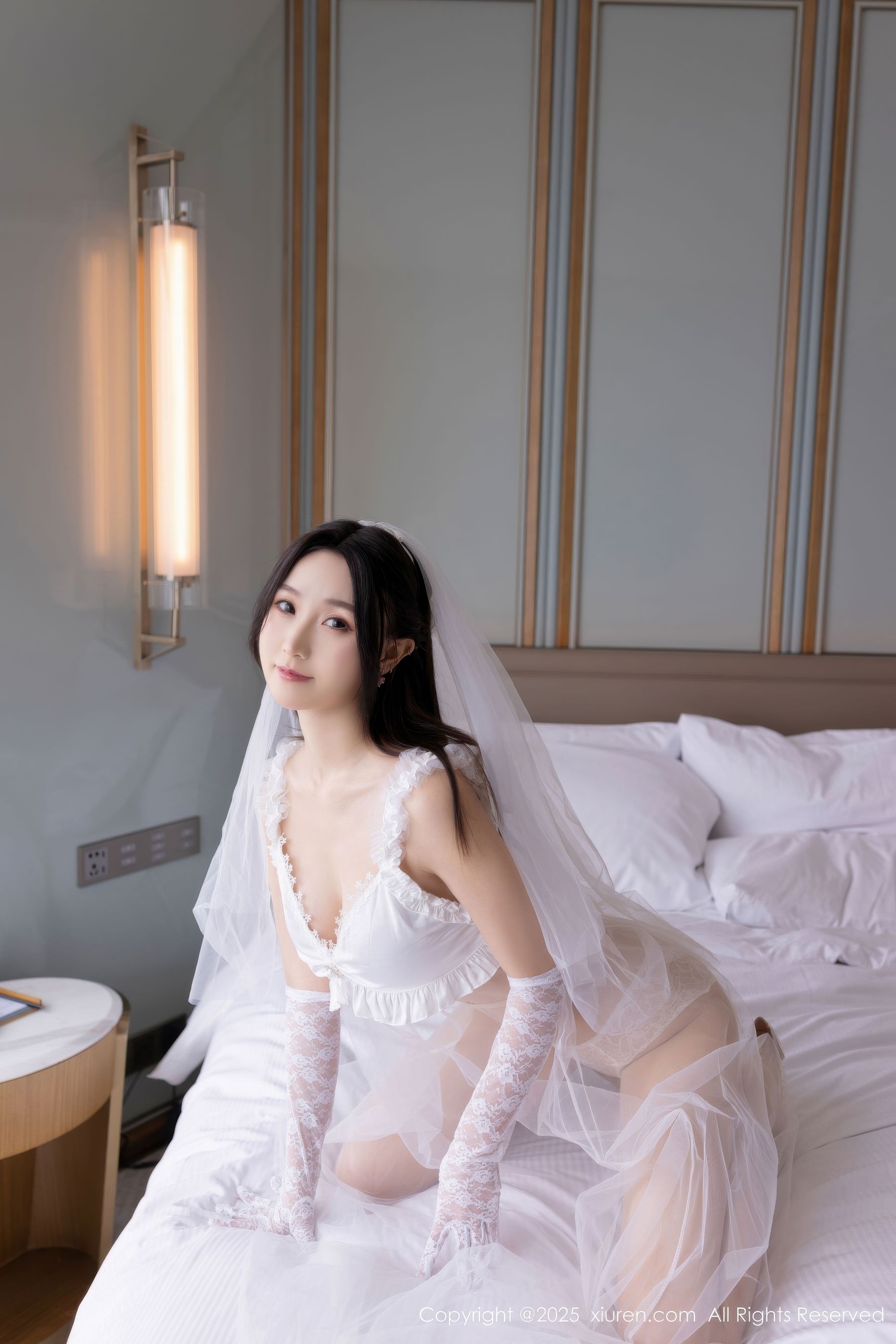 [秀人XiuRen] 2025.10.15 No.10871 杏子Yada/(70P)