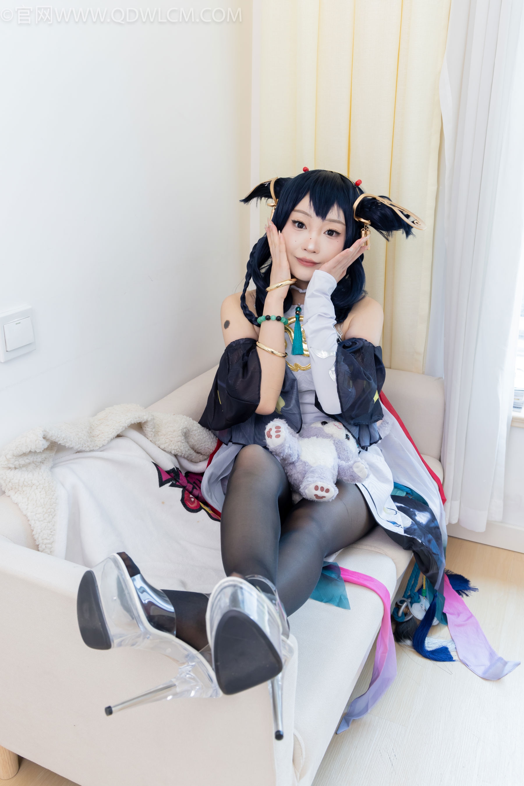 物恋传媒 No.2478 嘟嘟 - cos服、高跟凉鞋、薄白丝、薄黑丝/(183P)