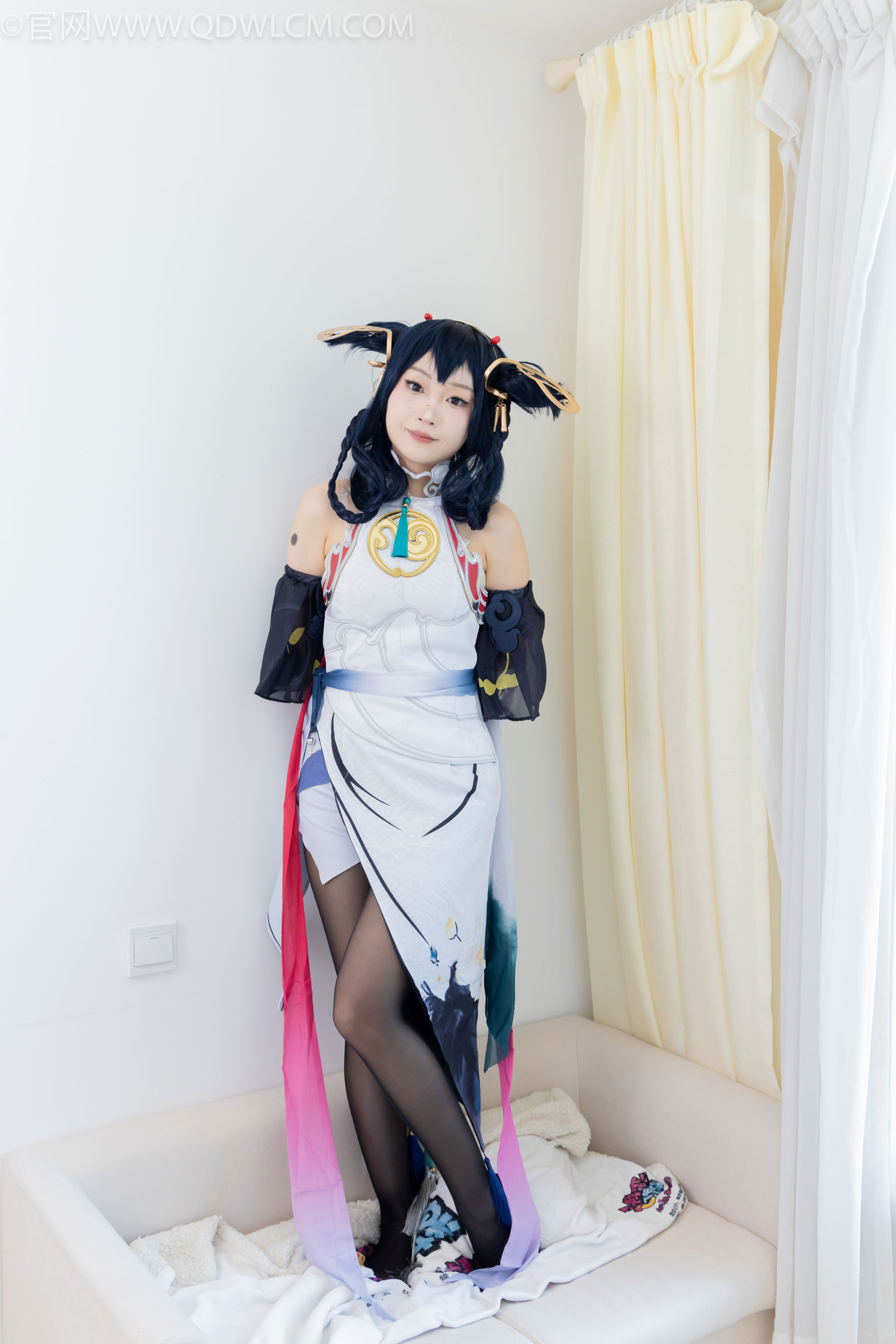 物恋传媒 No.2478 嘟嘟 - cos服、高跟凉鞋、薄白丝、薄黑丝/(183P)