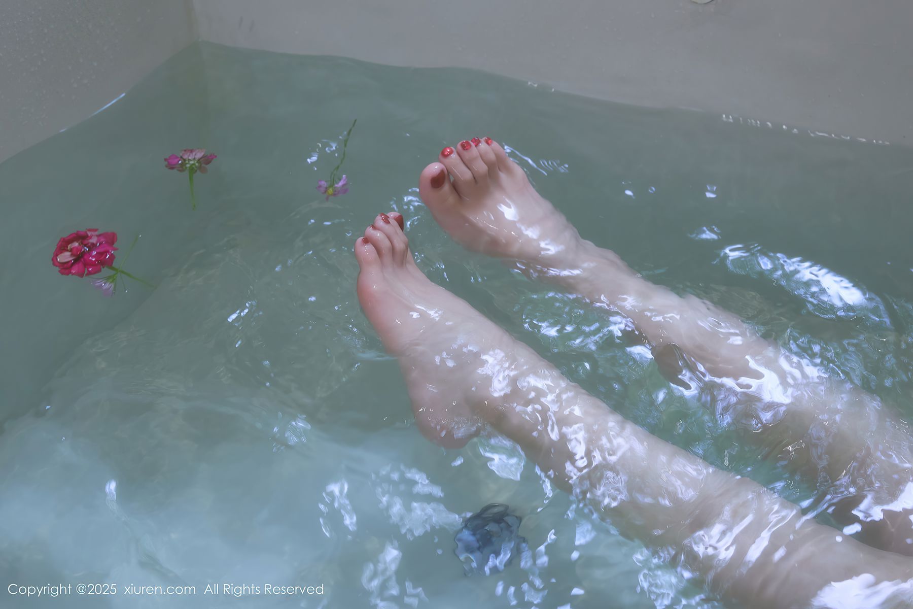 [秀人XiuRen] 2025.10.09 No.10842 尹甜甜sunny/(65P)