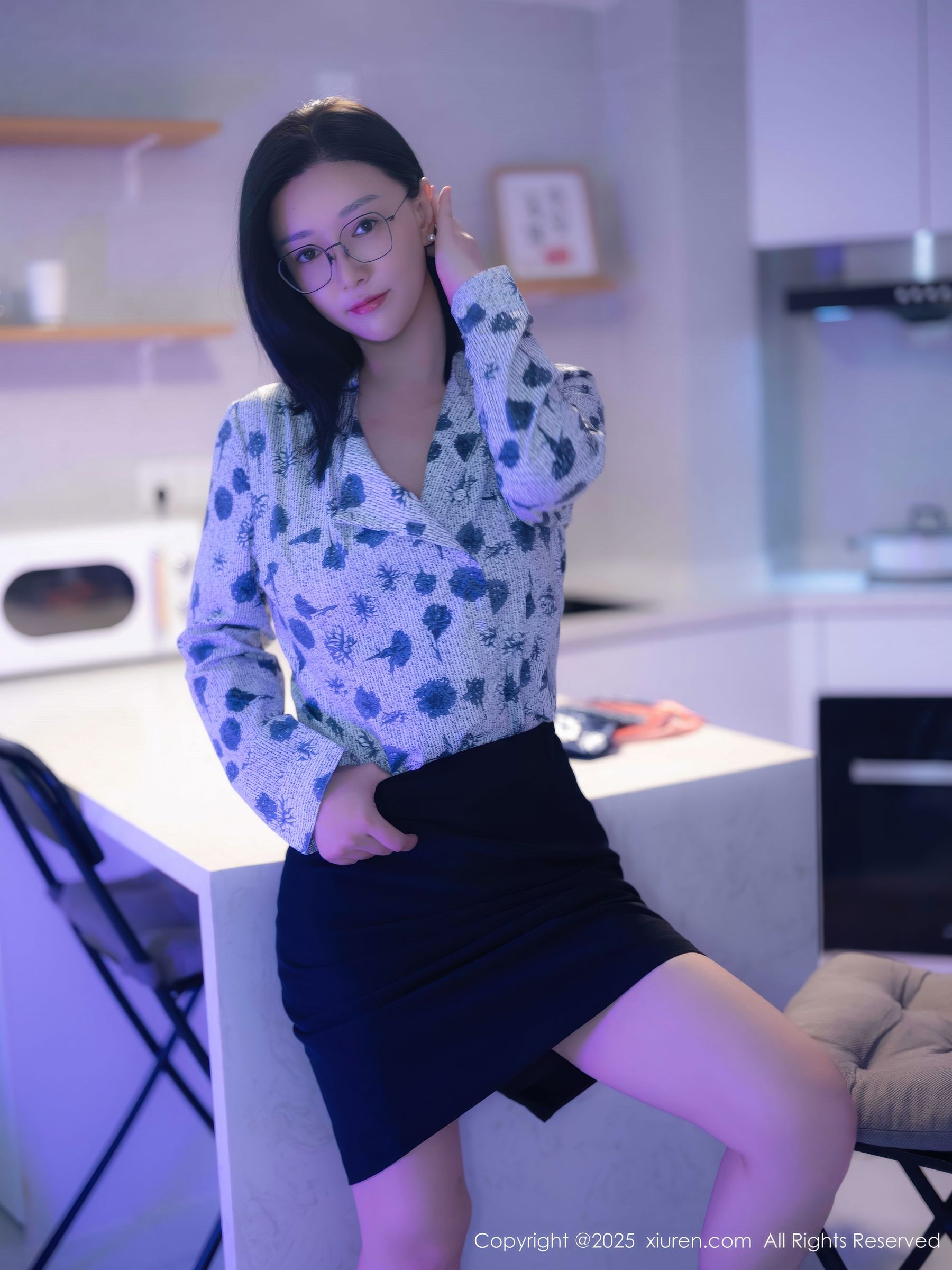 [秀人XiuRen] 2025.10.14 No.10866 雅茹老师/(61P)