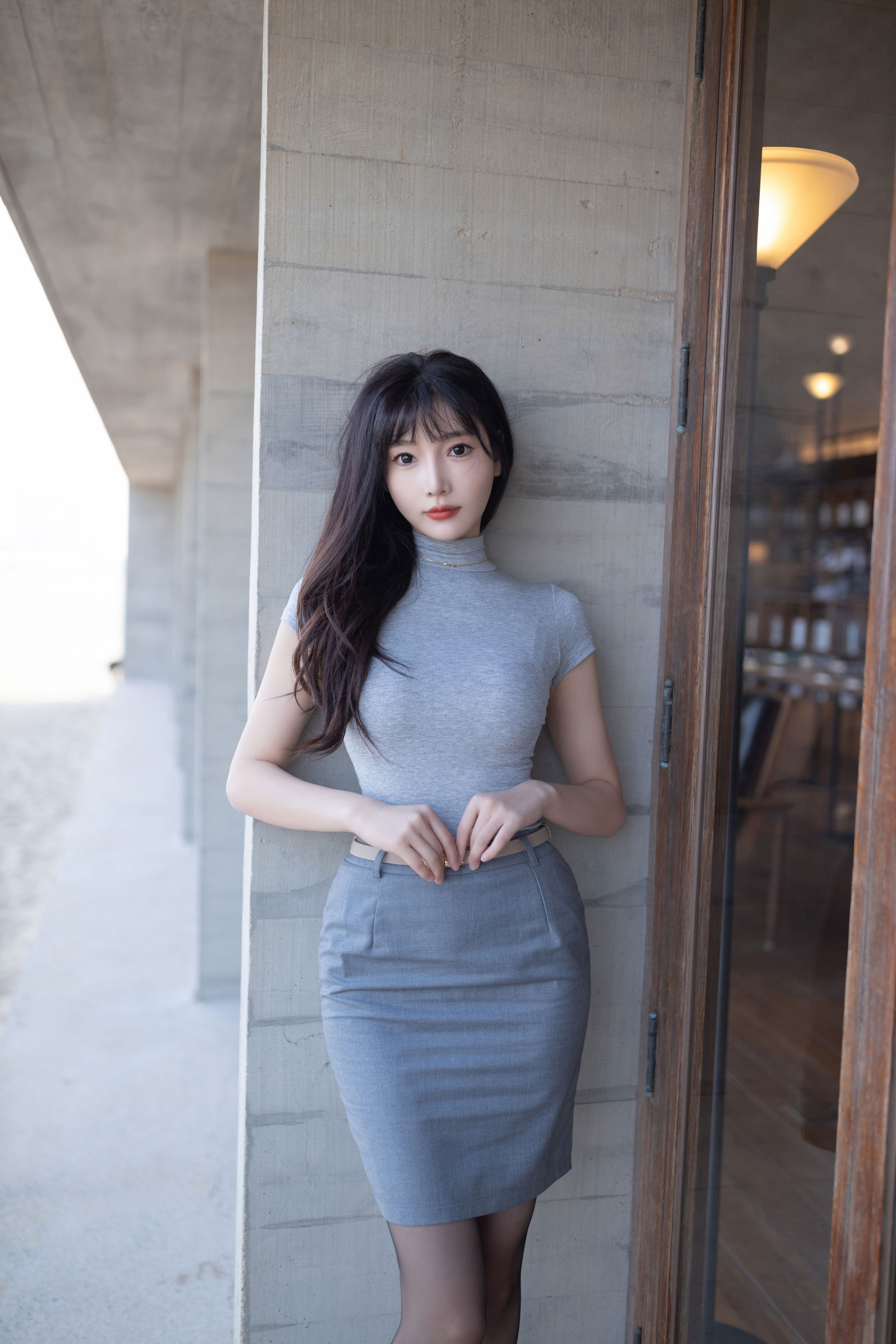 陆萱萱 - 灰色OL/(90P)