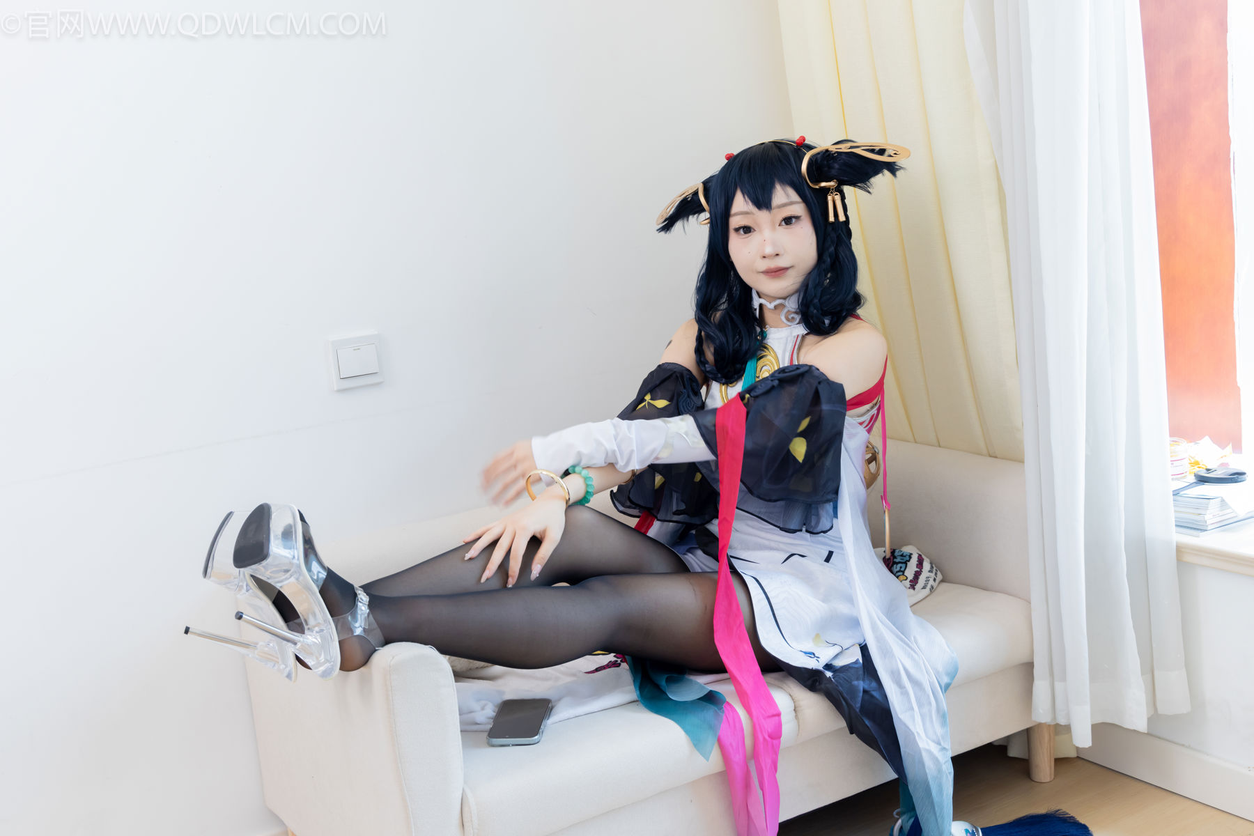 物恋传媒 No.2478 嘟嘟 - cos服、高跟凉鞋、薄白丝、薄黑丝/(183P)