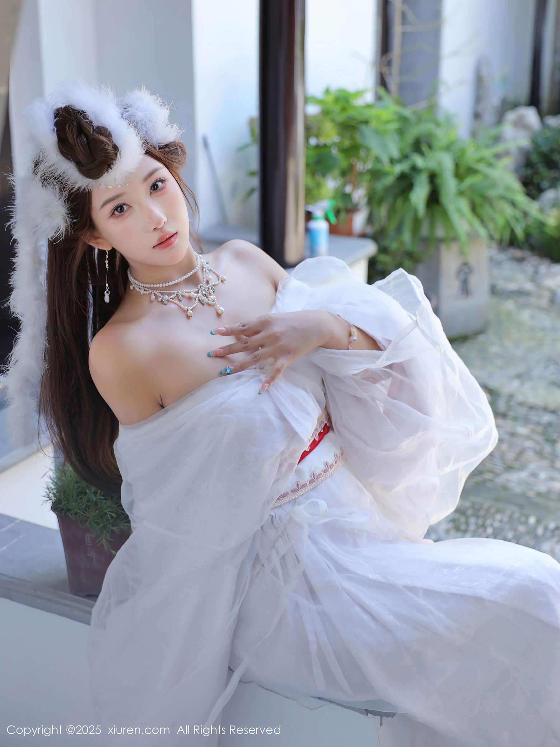 [秀人XiuRen] 2025.10.09 No.10843 金允希Yuki/(78P)