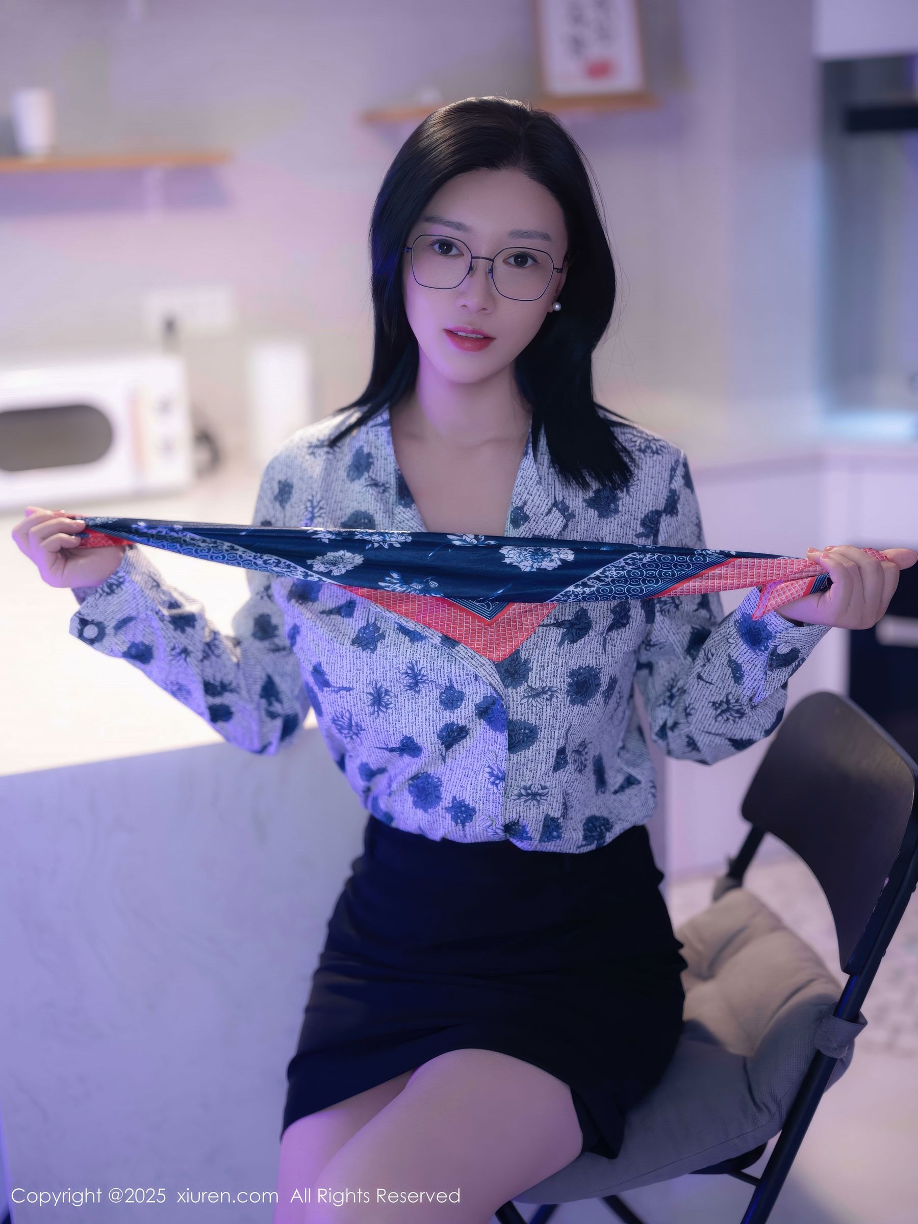 [秀人XiuRen] 2025.10.14 No.10866 雅茹老师/(61P)