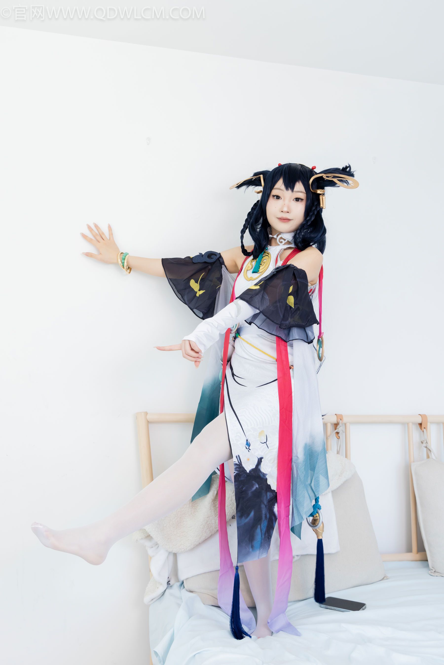 物恋传媒 No.2478 嘟嘟 - cos服、高跟凉鞋、薄白丝、薄黑丝/(183P)