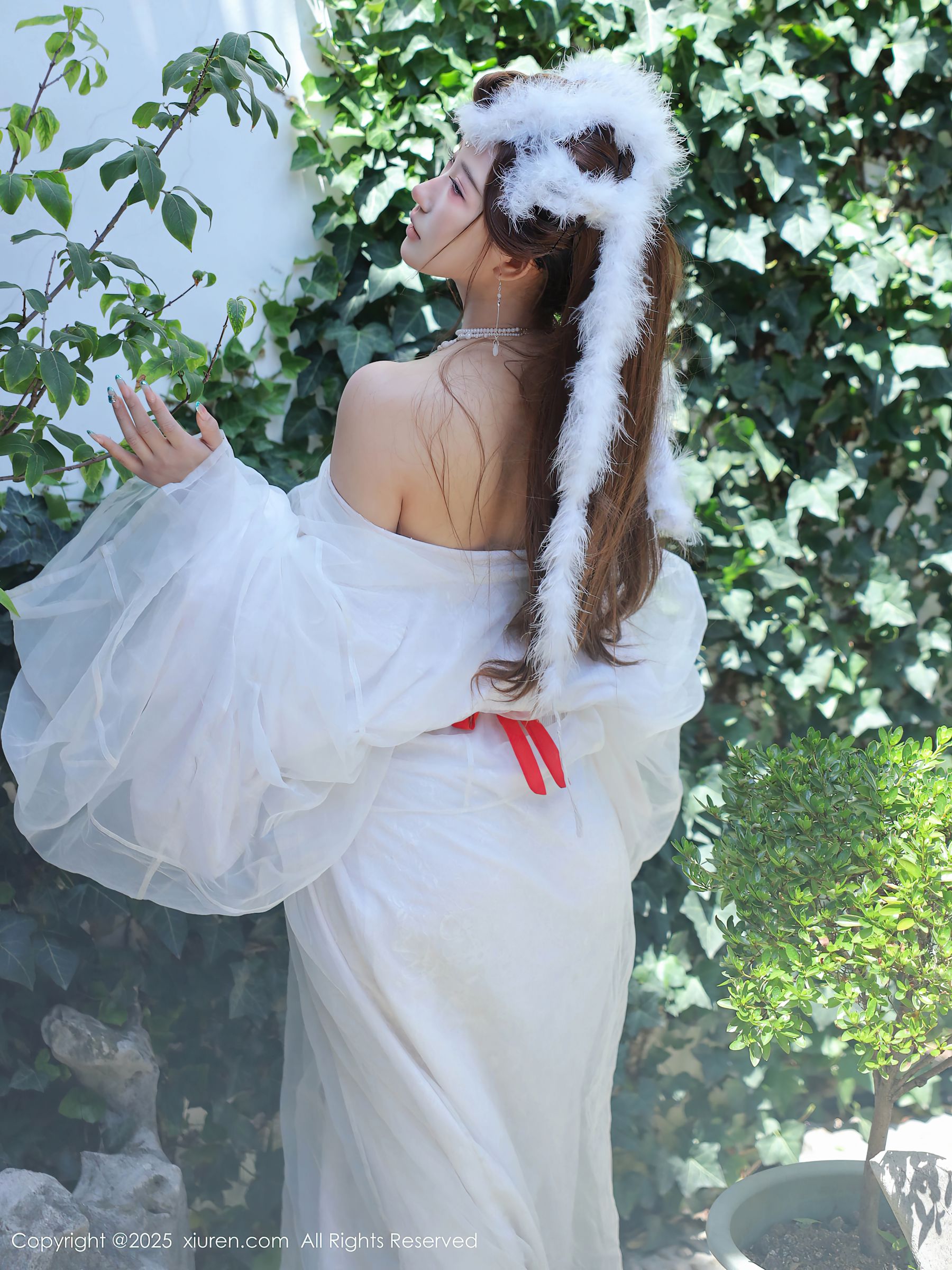 [秀人XiuRen] 2025.10.09 No.10843 金允希Yuki/(78P)