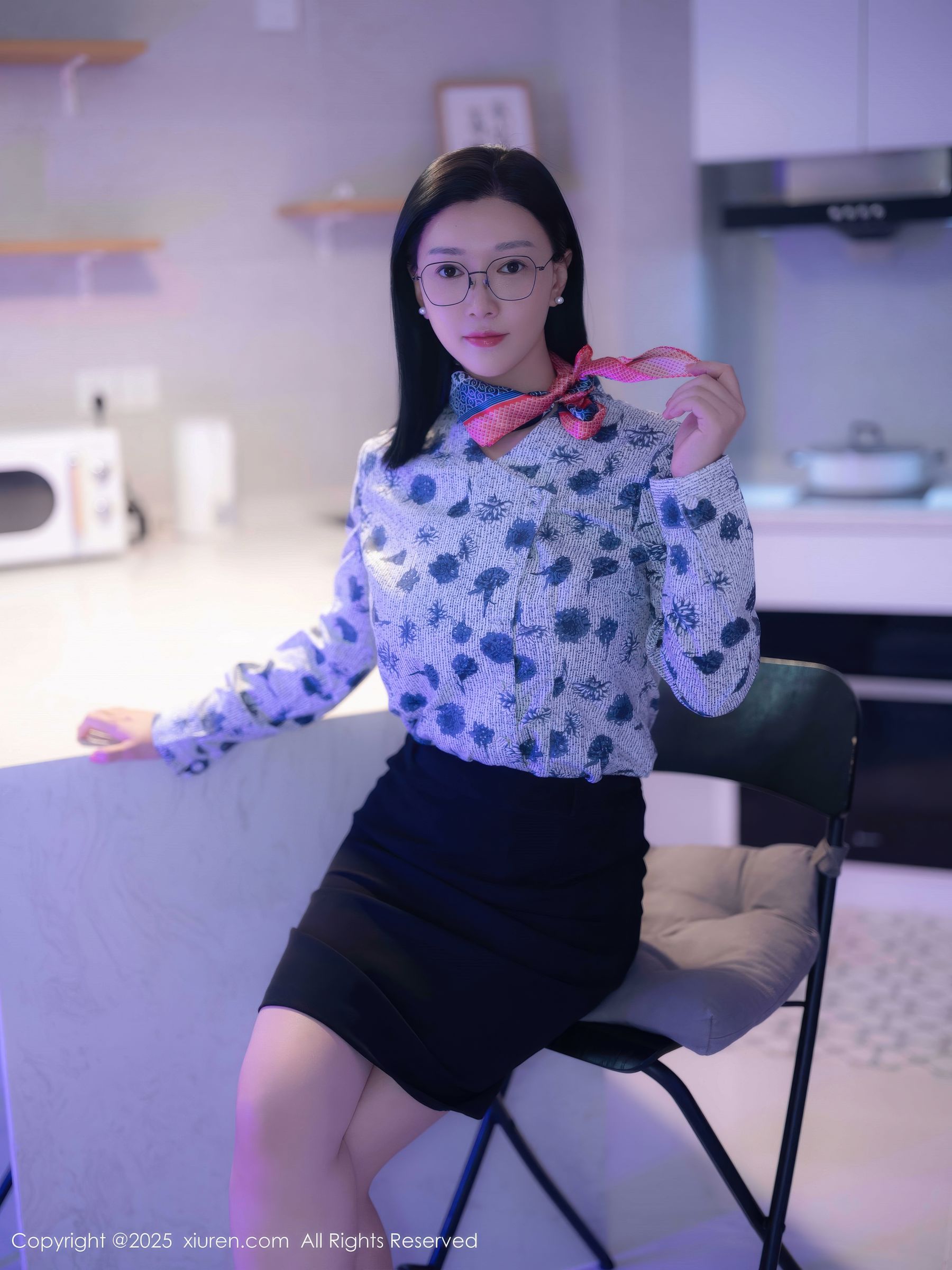 [秀人XiuRen] 2025.10.14 No.10866 雅茹老师/(61P)