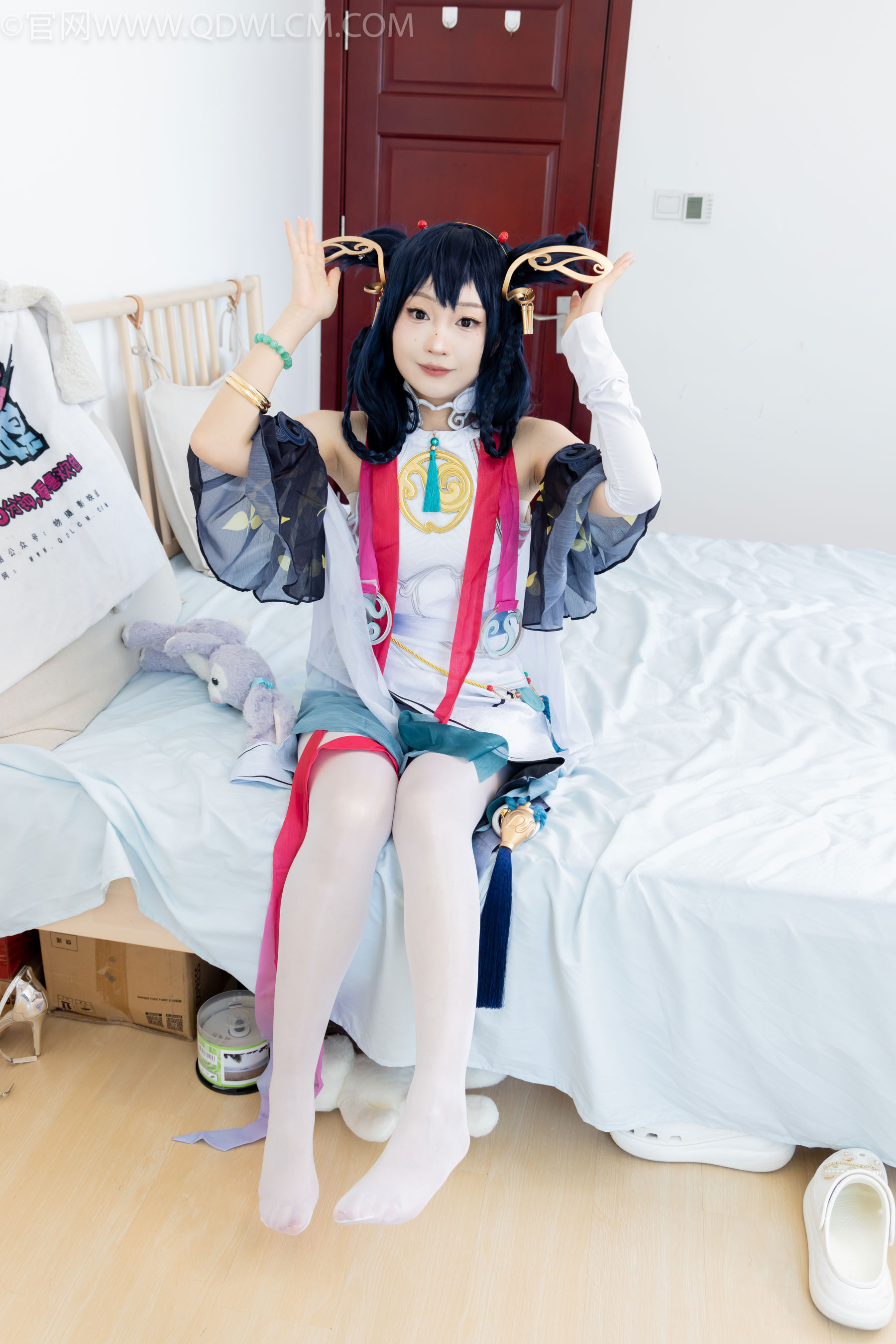 物恋传媒 No.2478 嘟嘟 - cos服、高跟凉鞋、薄白丝、薄黑丝/(183P)