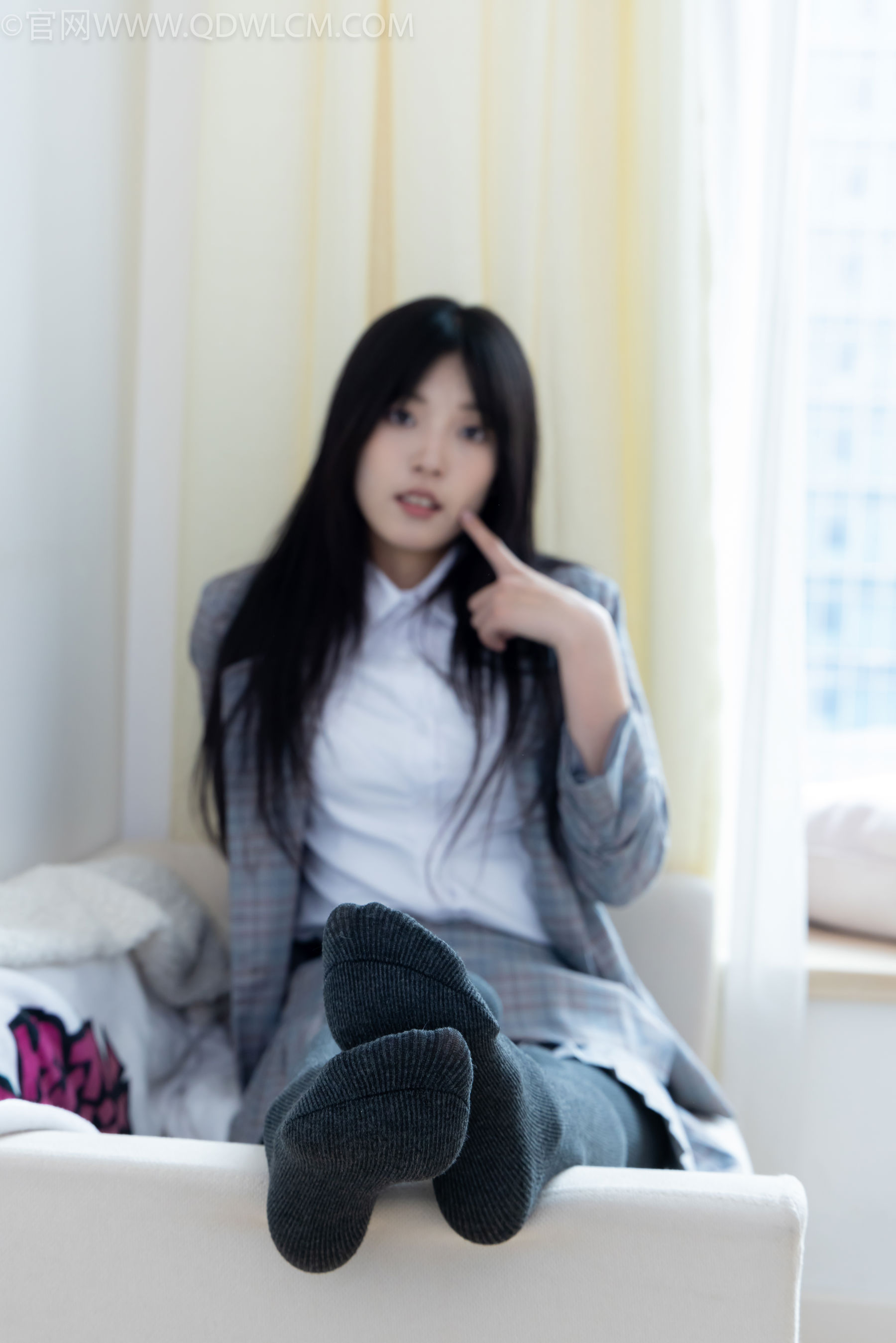 物恋传媒 No.2479 茯苓 - 皮鞋、厚灰连裤棉袜/(160P)