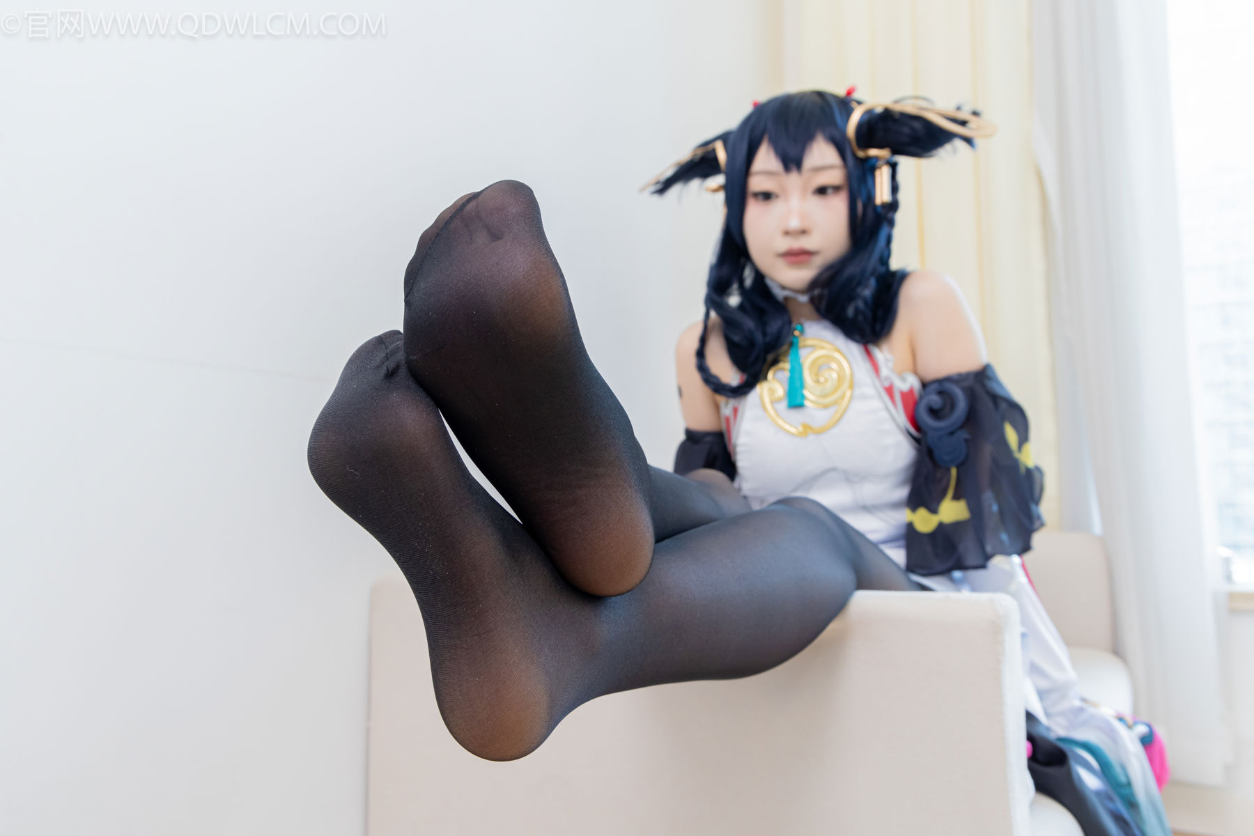 物恋传媒 No.2478 嘟嘟 - cos服、高跟凉鞋、薄白丝、薄黑丝/(183P)