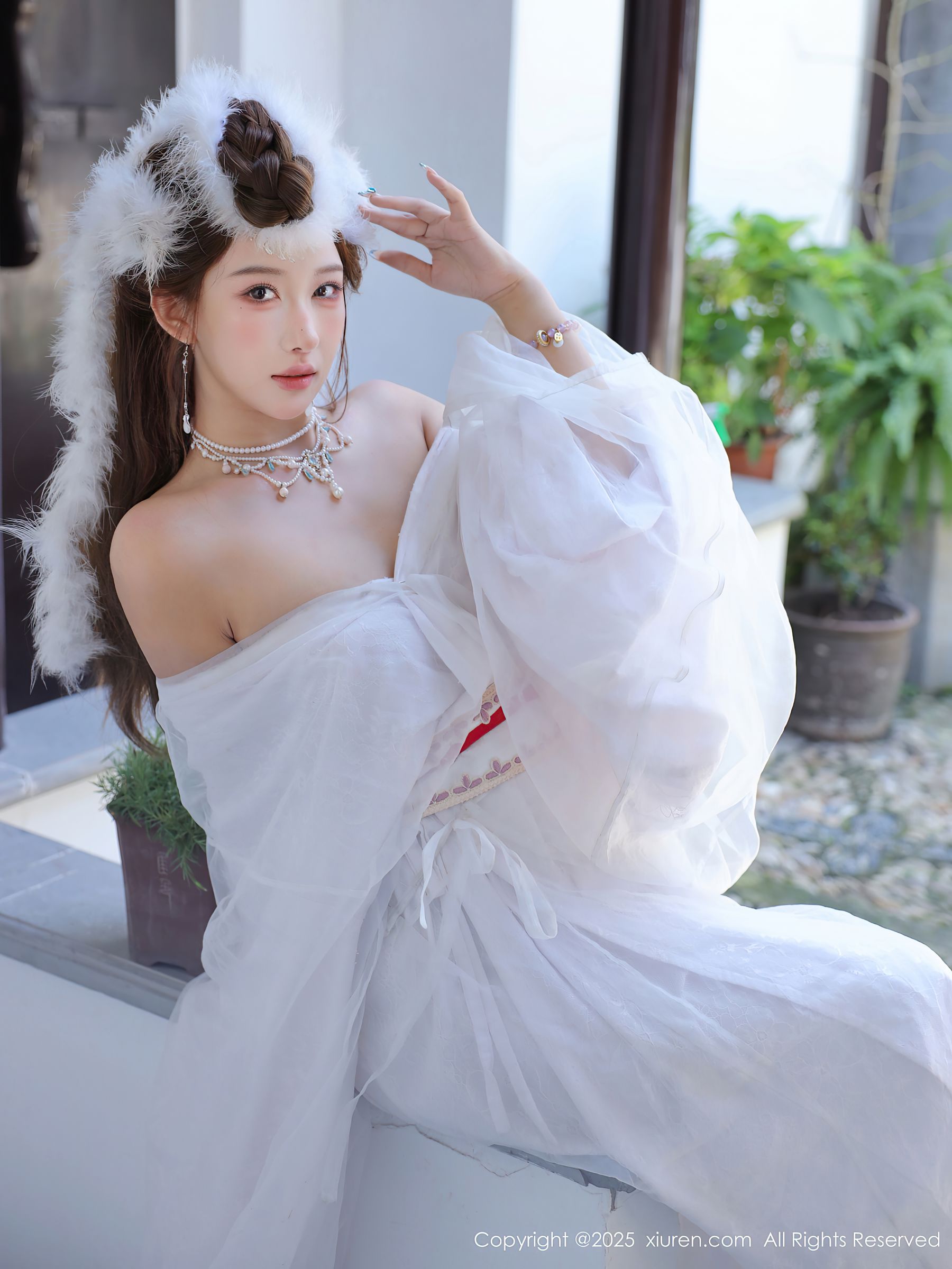 [秀人XiuRen] 2025.10.09 No.10843 金允希Yuki/(78P)