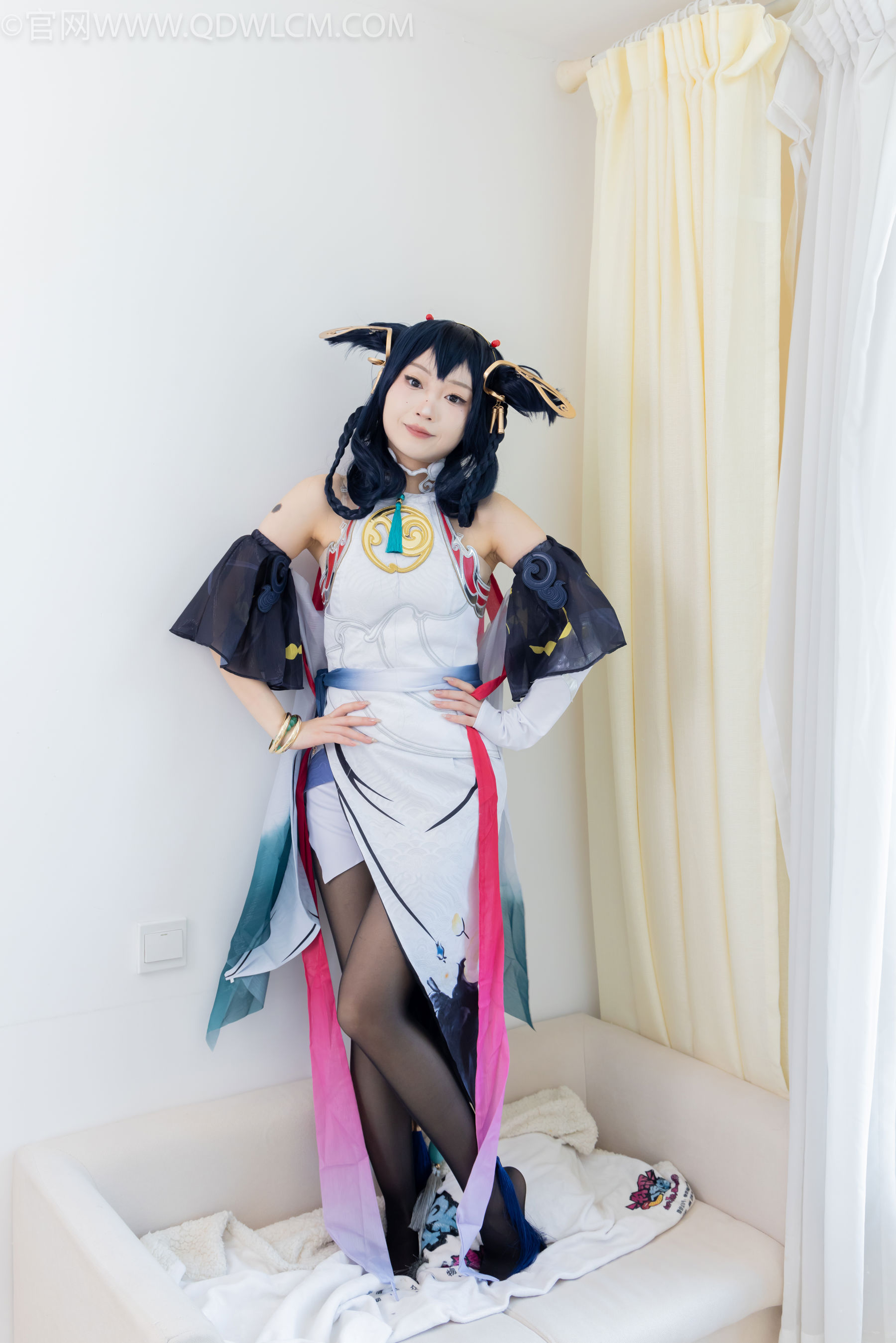 物恋传媒 No.2478 嘟嘟 - cos服、高跟凉鞋、薄白丝、薄黑丝/(183P)