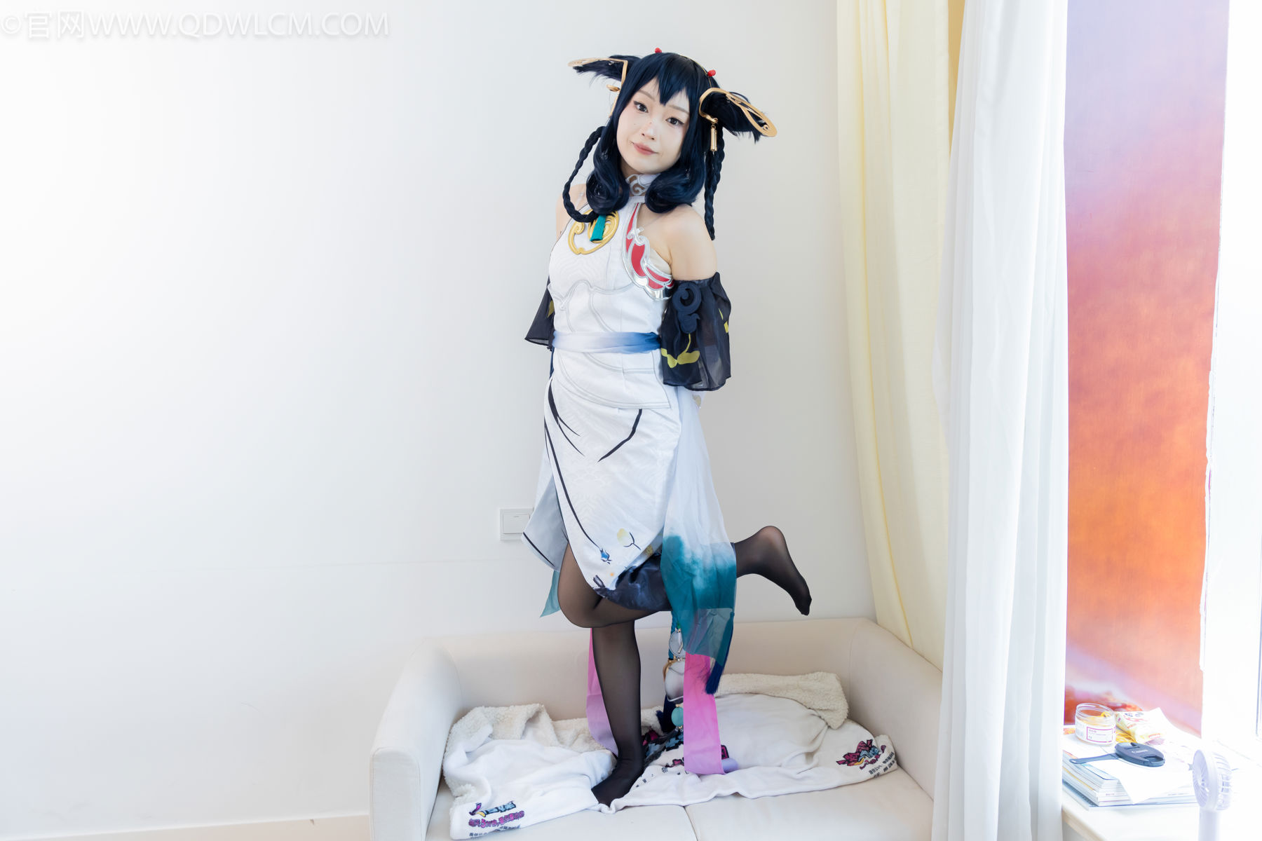 物恋传媒 No.2478 嘟嘟 - cos服、高跟凉鞋、薄白丝、薄黑丝/(183P)