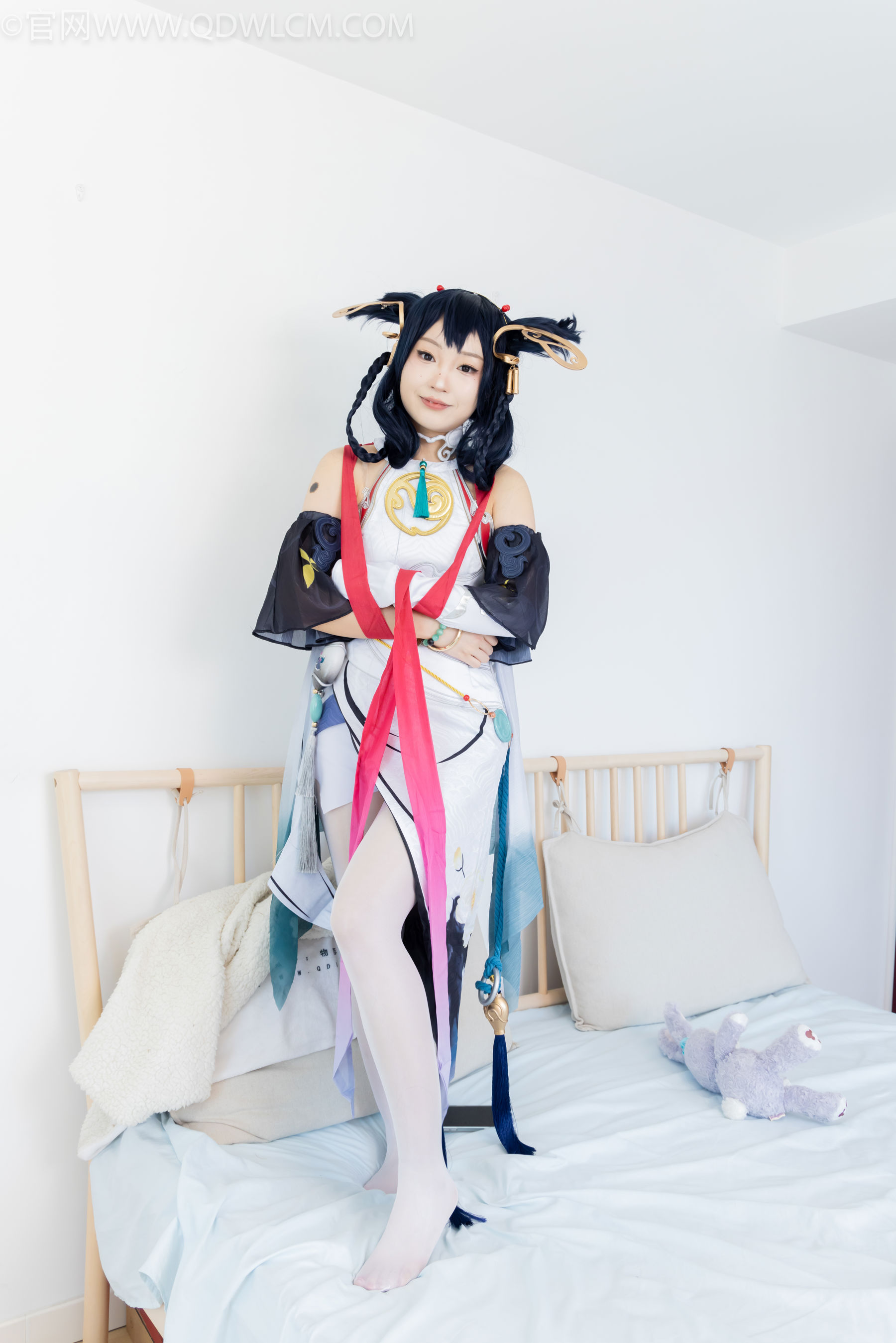 物恋传媒 No.2478 嘟嘟 - cos服、高跟凉鞋、薄白丝、薄黑丝/(183P)