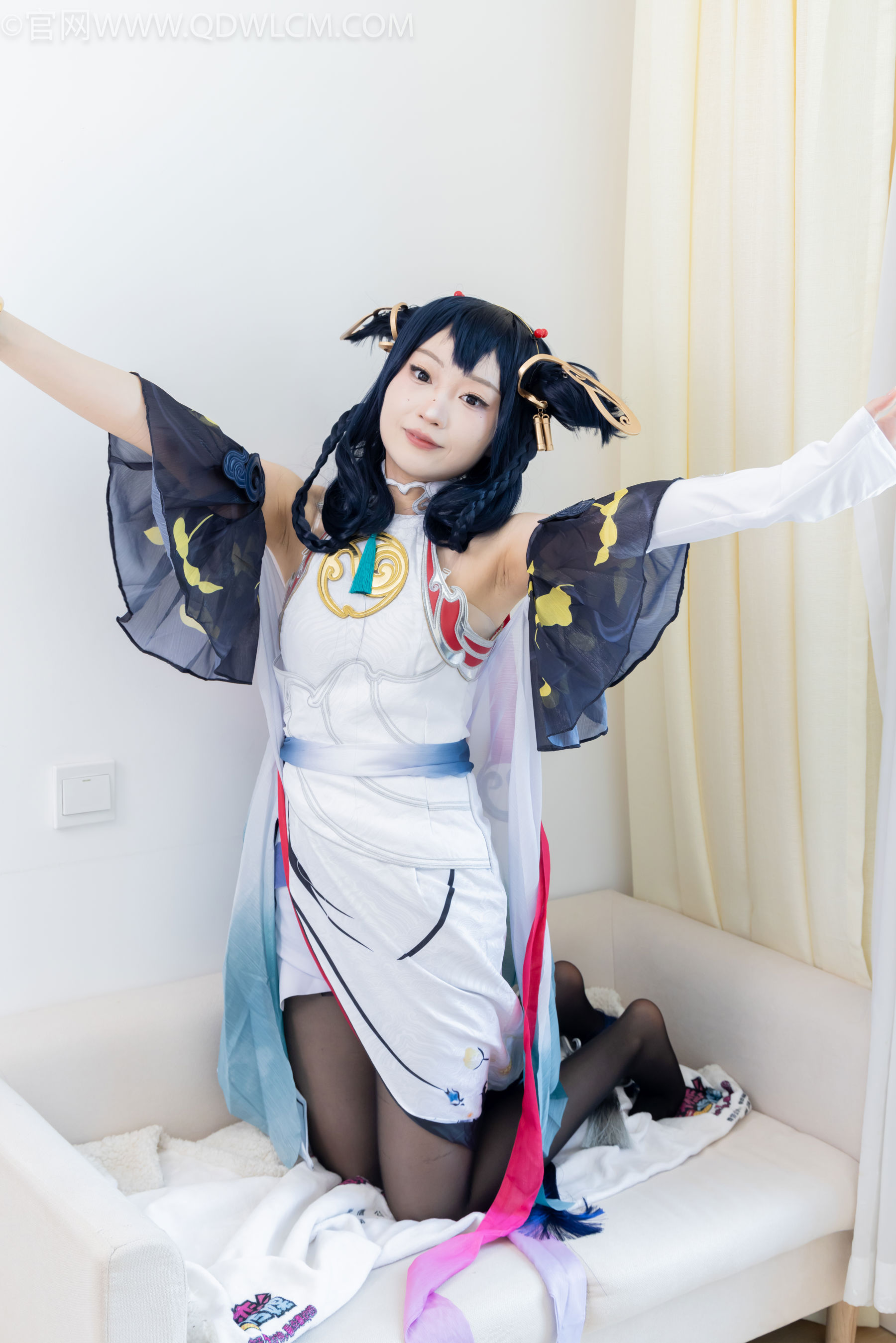 物恋传媒 No.2478 嘟嘟 - cos服、高跟凉鞋、薄白丝、薄黑丝/(183P)