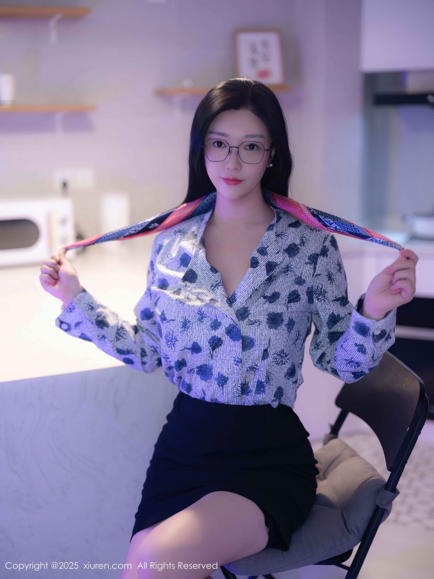 [秀人XiuRen] 2025.10.14 No.10866 雅茹老师/(61P)