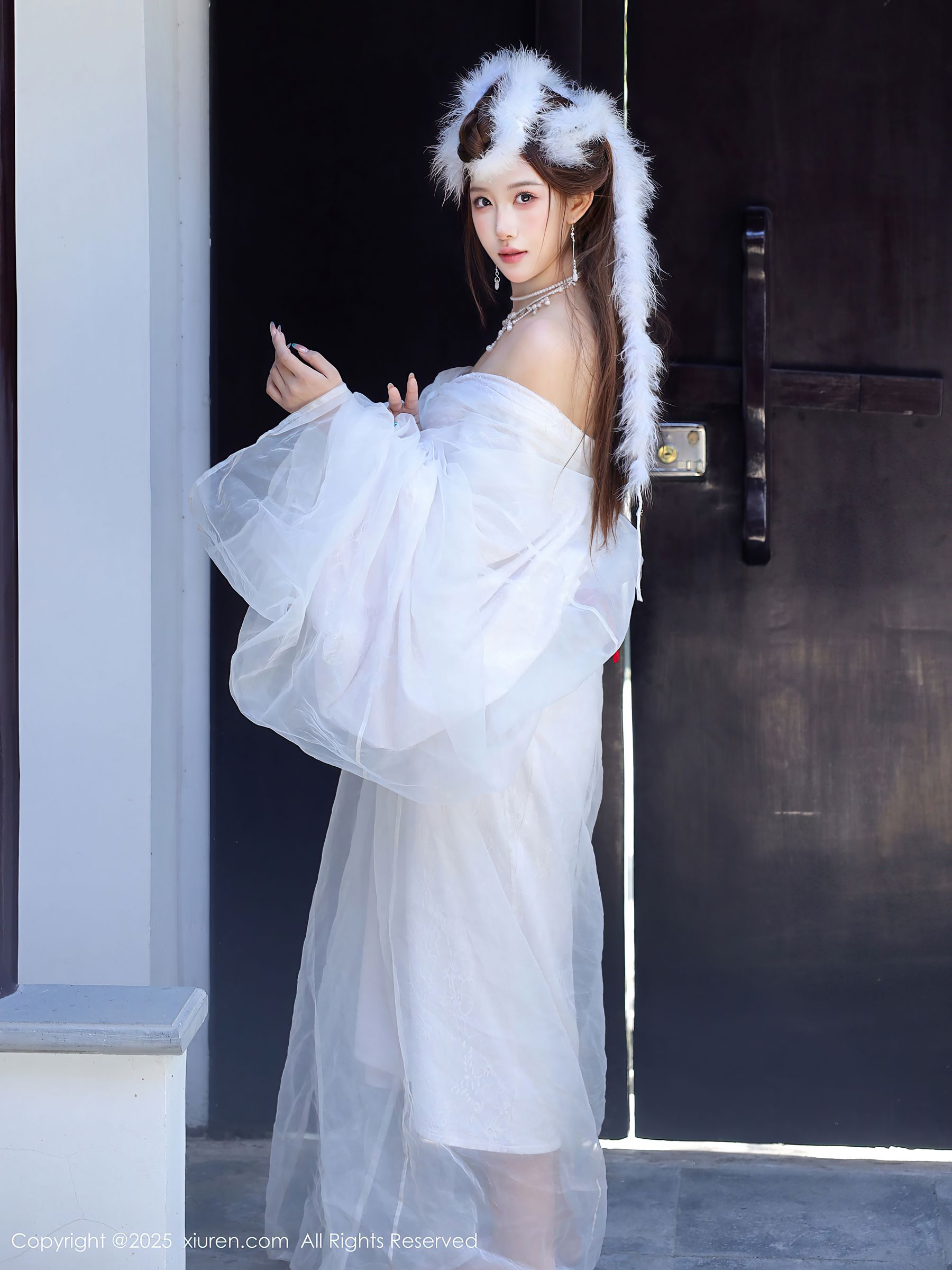 [秀人XiuRen] 2025.10.09 No.10843 金允希Yuki/(78P)