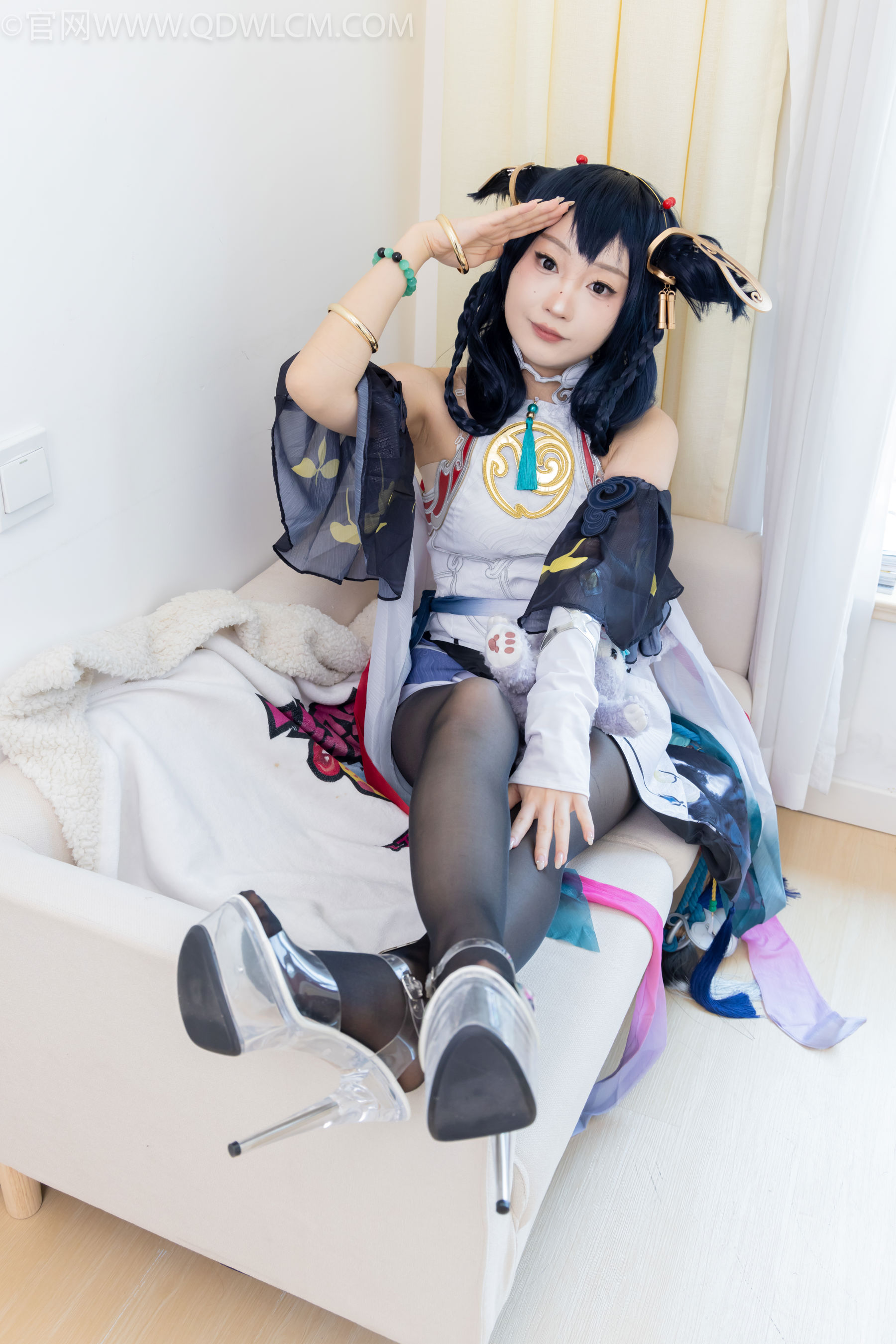 物恋传媒 No.2478 嘟嘟 - cos服、高跟凉鞋、薄白丝、薄黑丝/(183P)