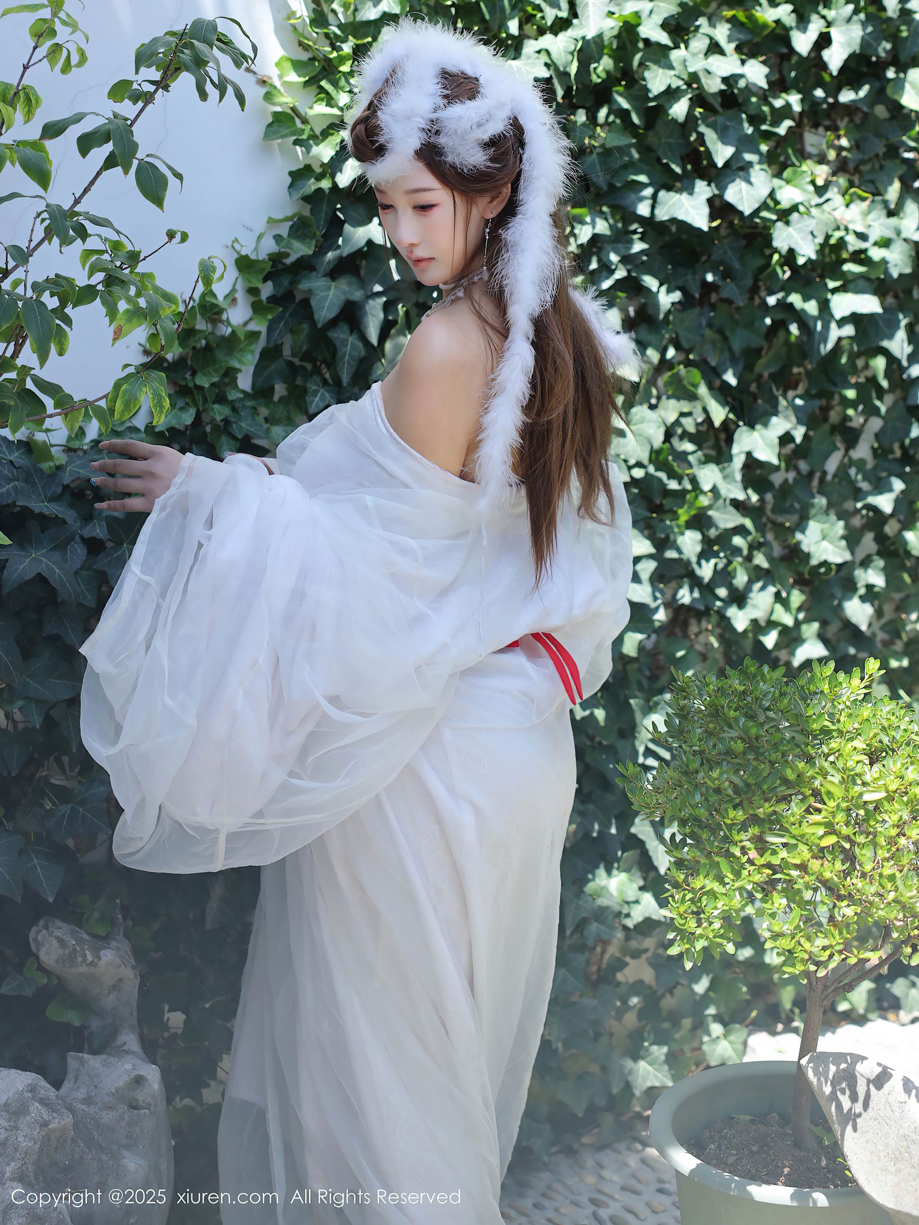 [秀人XiuRen] 2025.10.09 No.10843 金允希Yuki/(78P)