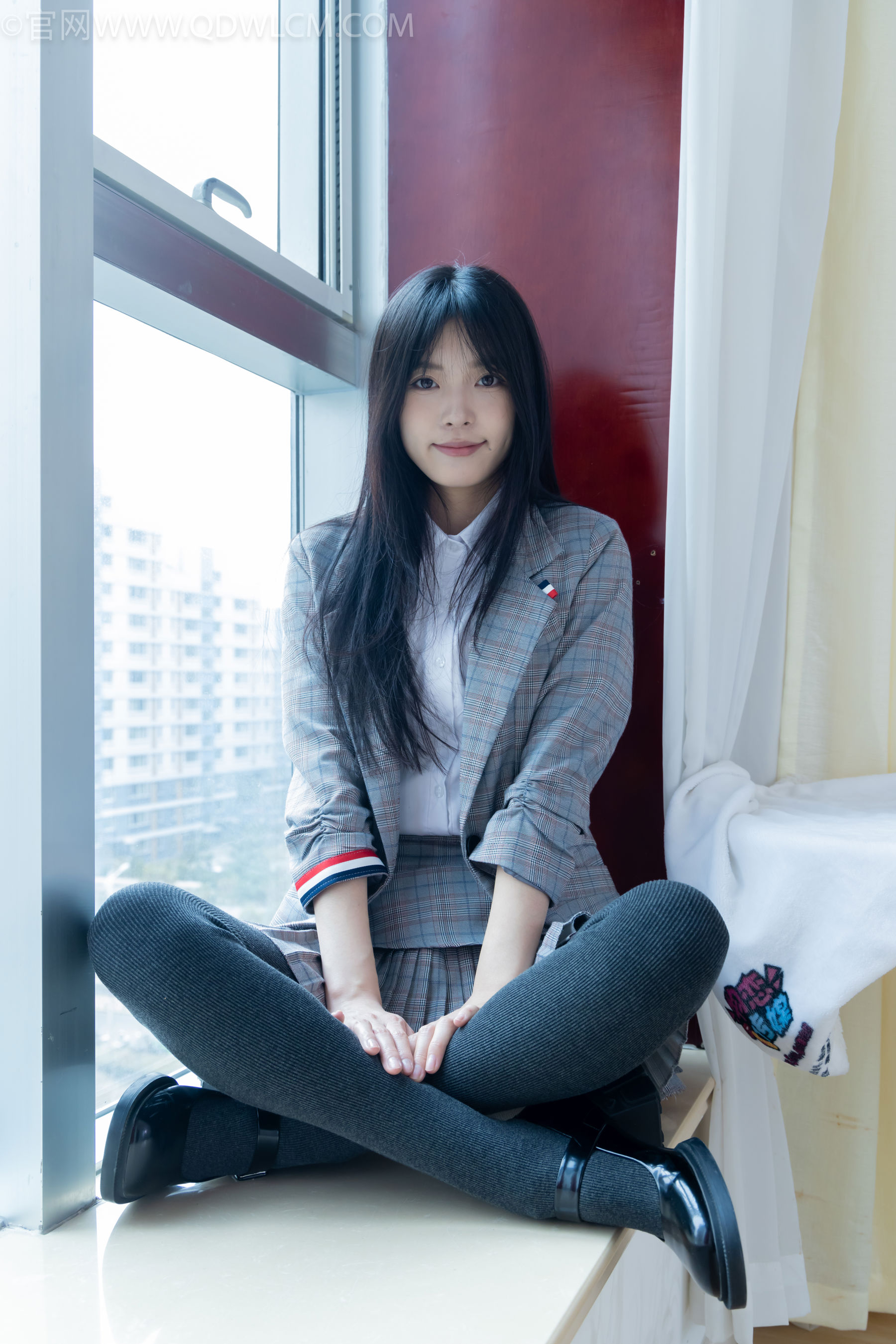 物恋传媒 No.2479 茯苓 - 皮鞋、厚灰连裤棉袜/(160P)