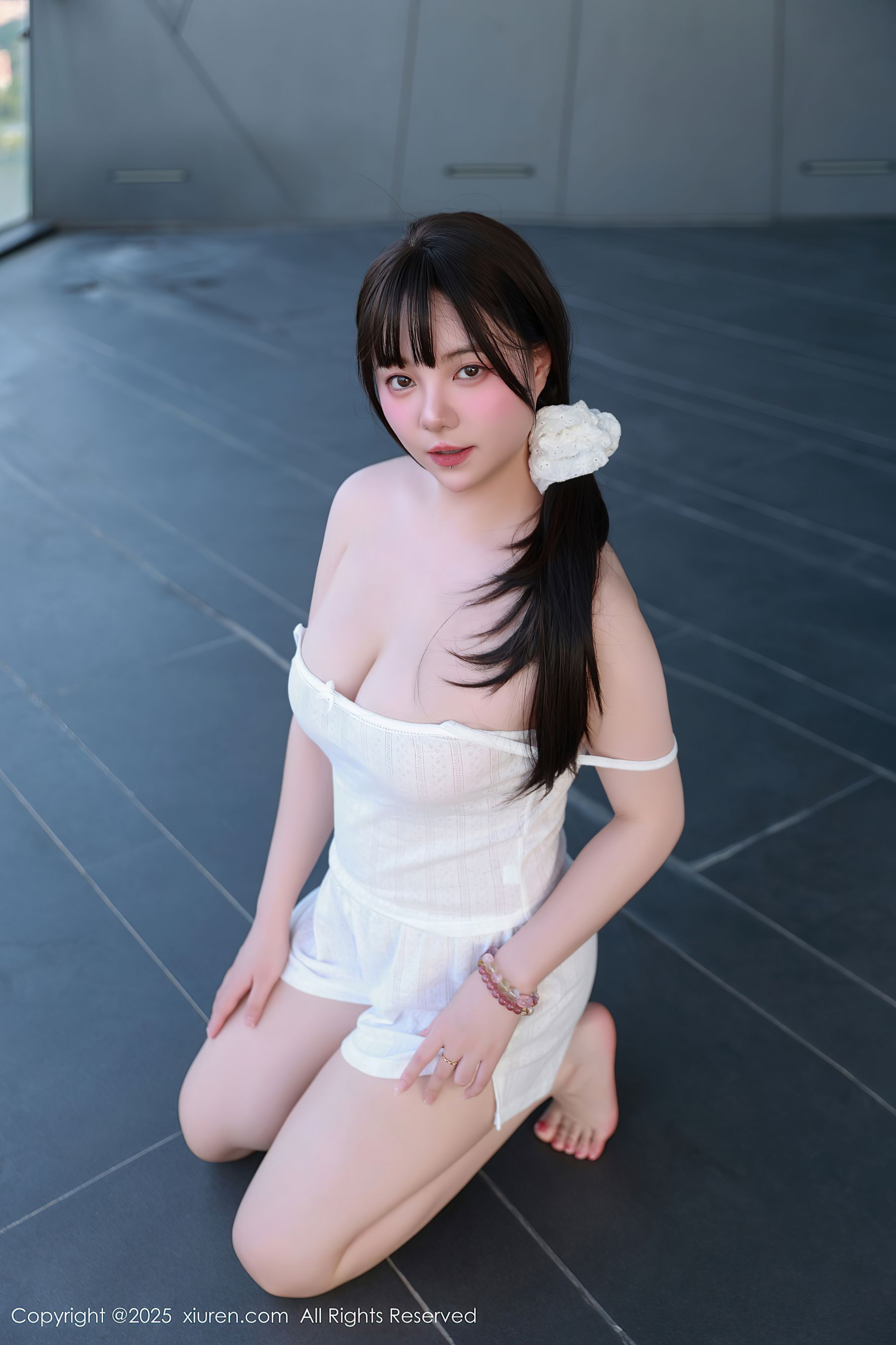 [秀人XiuRen] 2025.10.09 No.10841 软情/(70P)