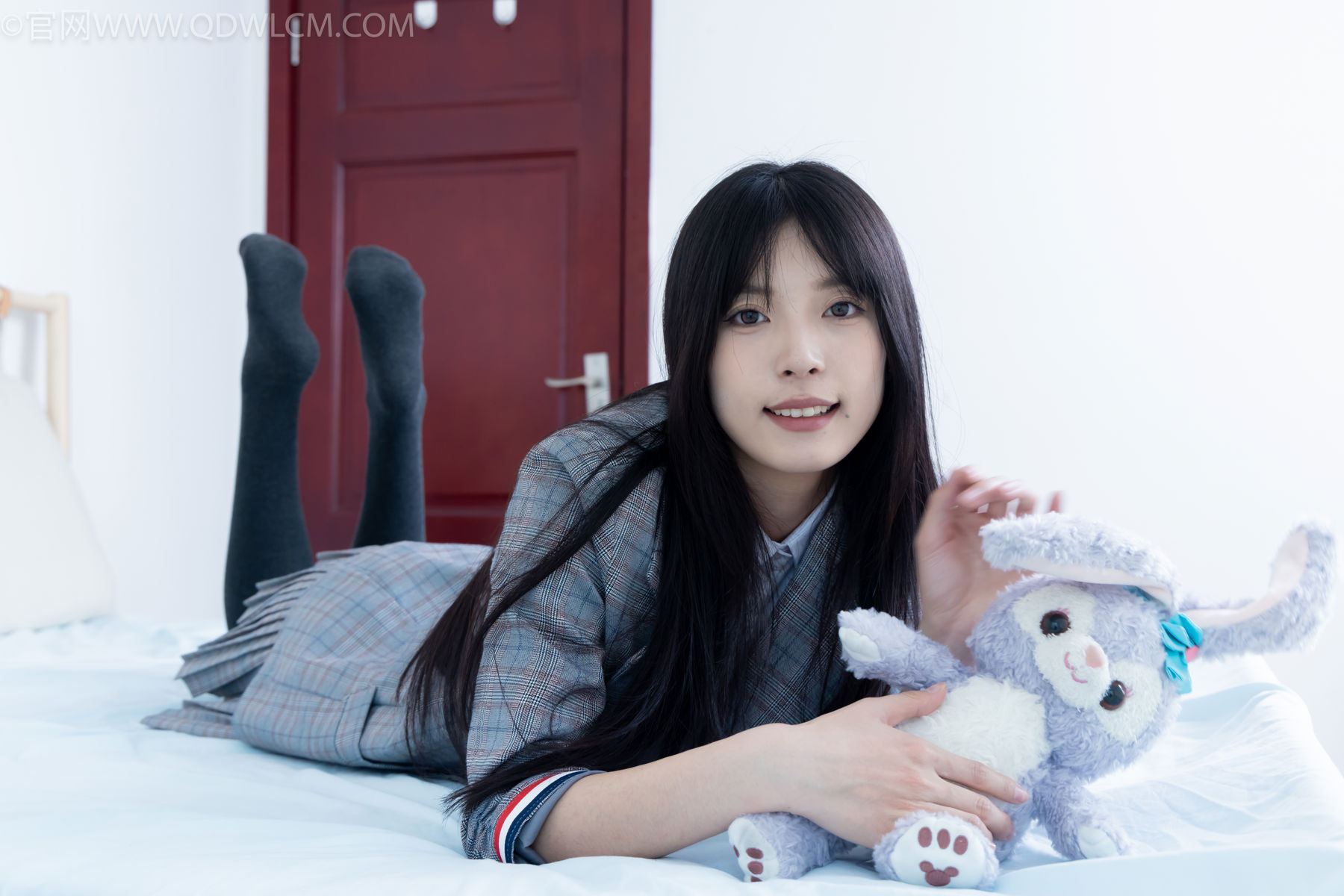 物恋传媒 No.2479 茯苓 - 皮鞋、厚灰连裤棉袜/(160P)