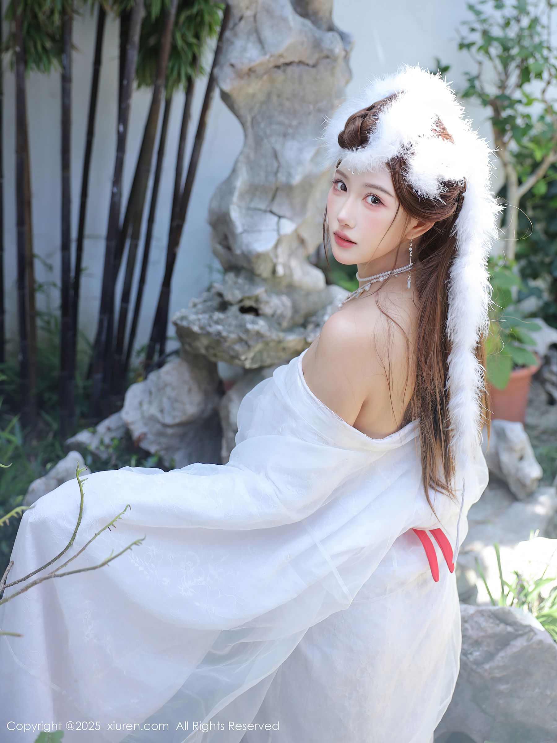 [秀人XiuRen] 2025.10.09 No.10843 金允希Yuki/(78P)