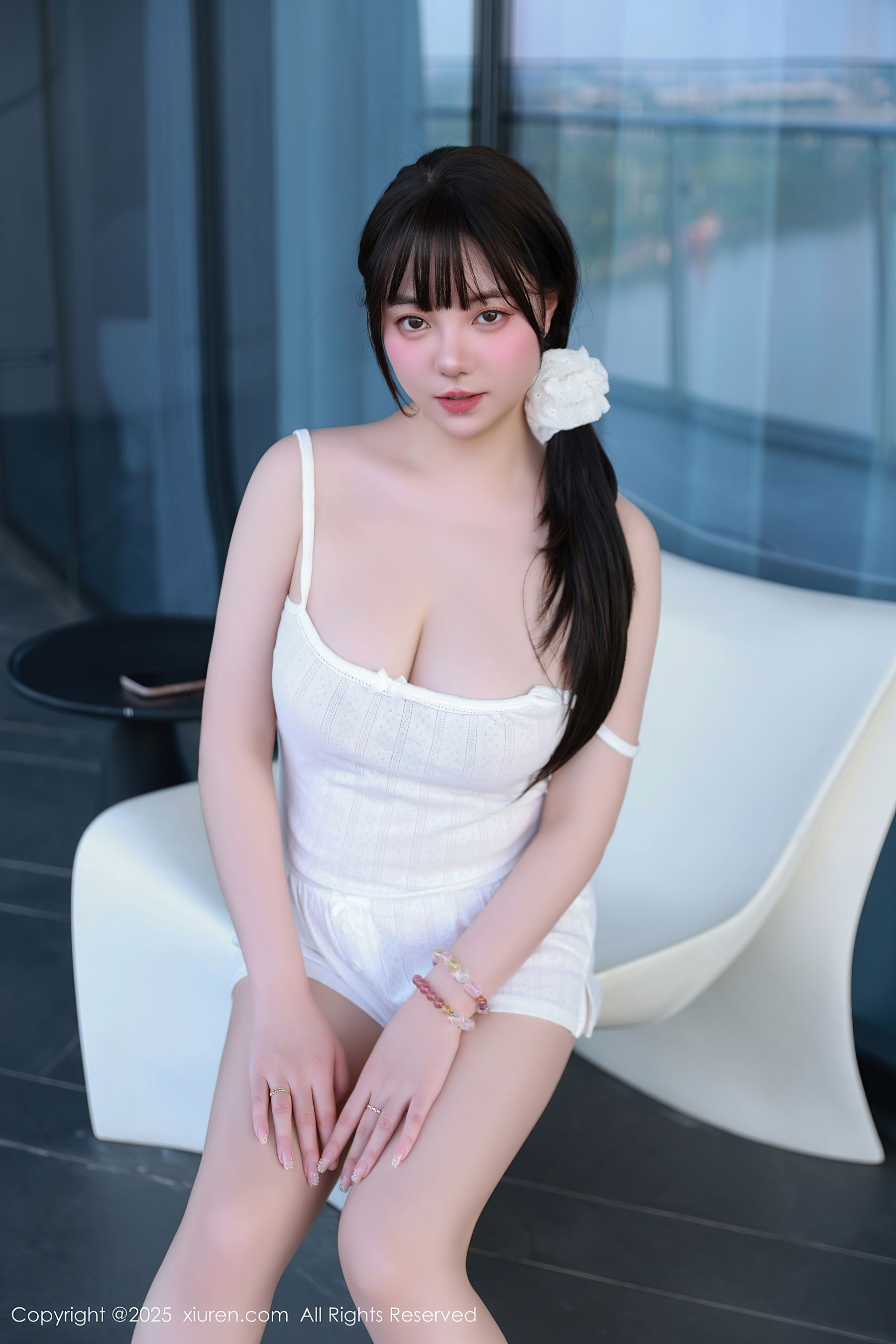 [秀人XiuRen] 2025.10.09 No.10841 软情/(70P)