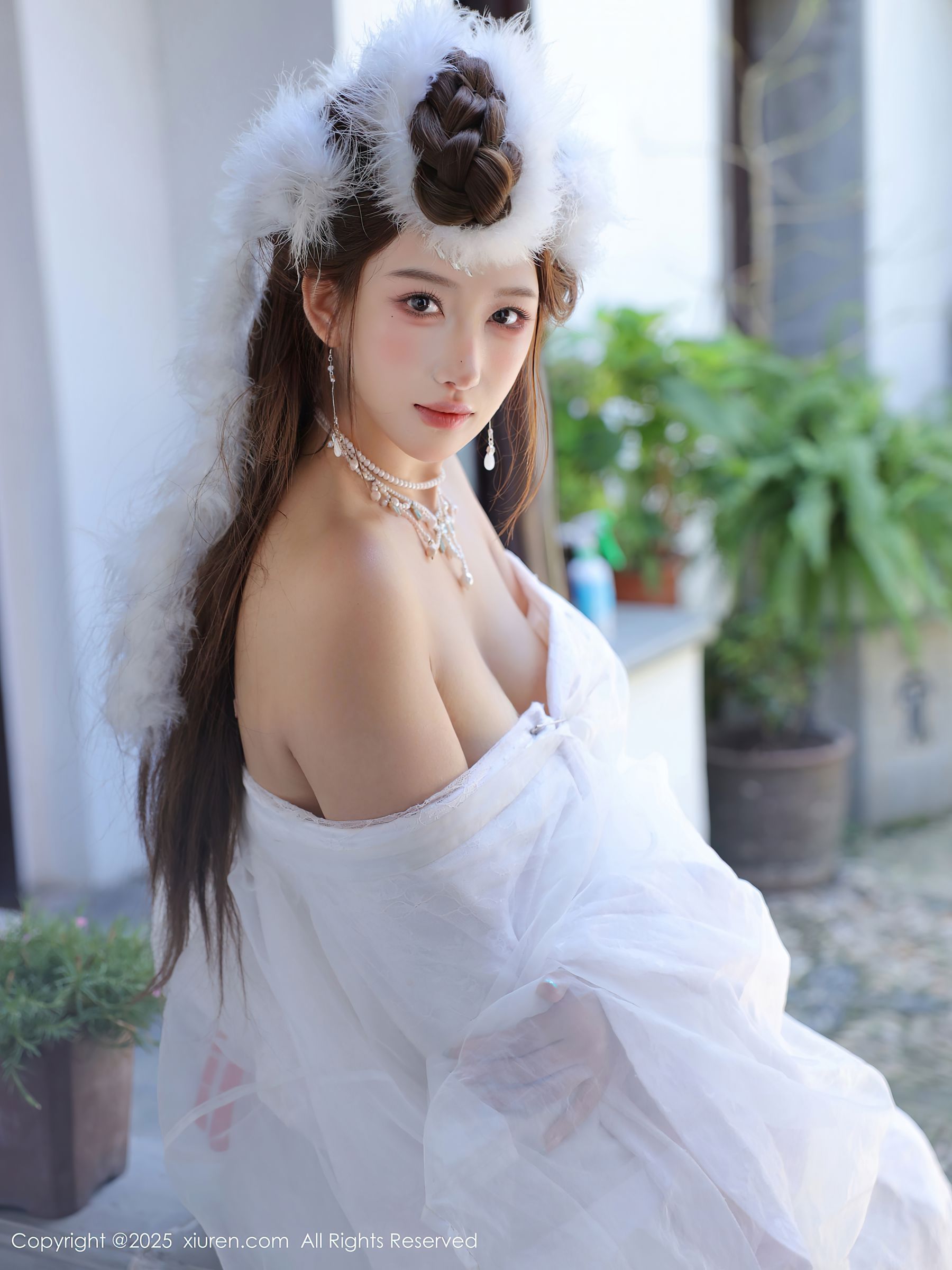 [秀人XiuRen] 2025.10.09 No.10843 金允希Yuki/(78P)