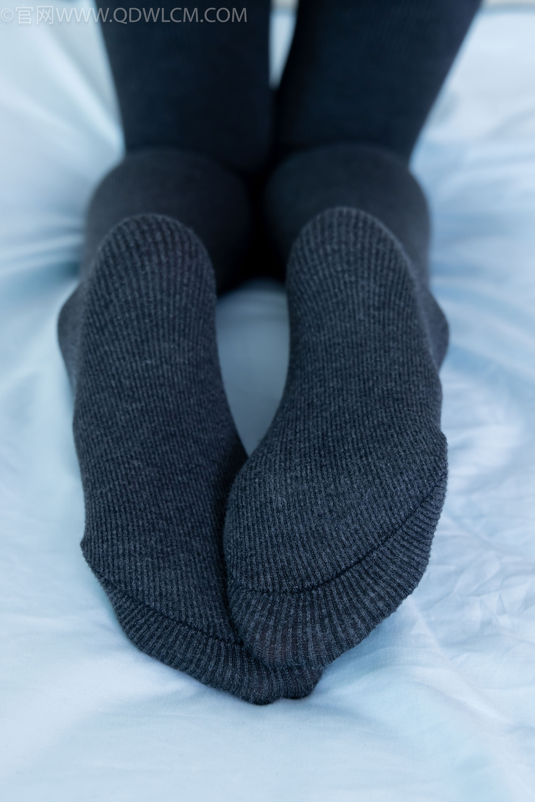 物恋传媒 No.2479 茯苓 - 皮鞋、厚灰连裤棉袜/(160P)