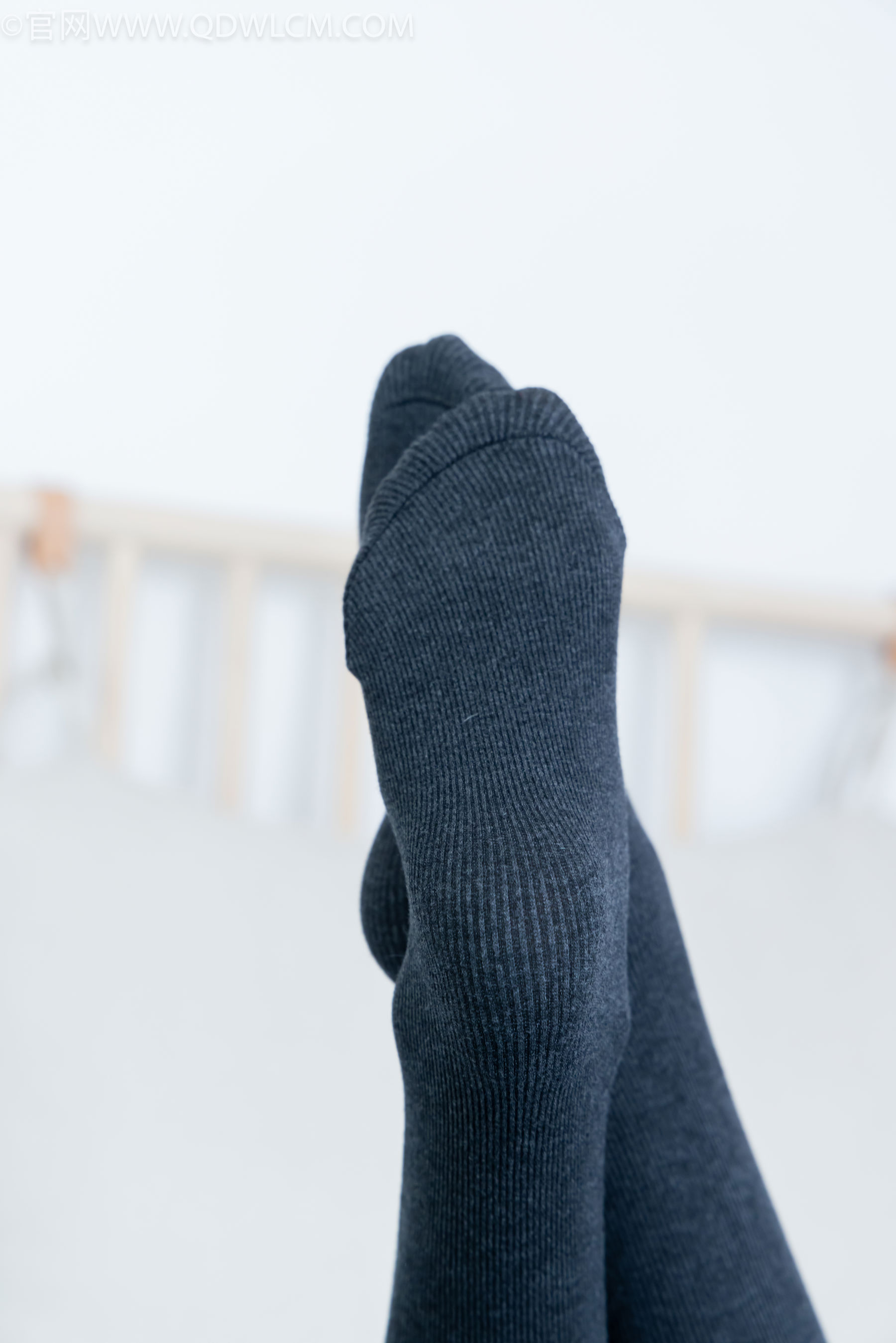 物恋传媒 No.2479 茯苓 - 皮鞋、厚灰连裤棉袜/(160P)