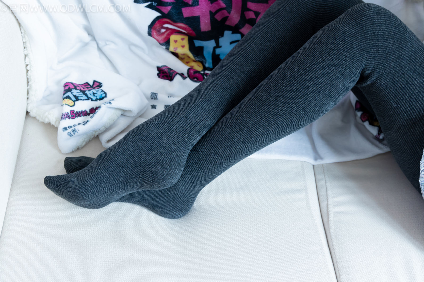 物恋传媒 No.2479 茯苓 - 皮鞋、厚灰连裤棉袜/(160P)